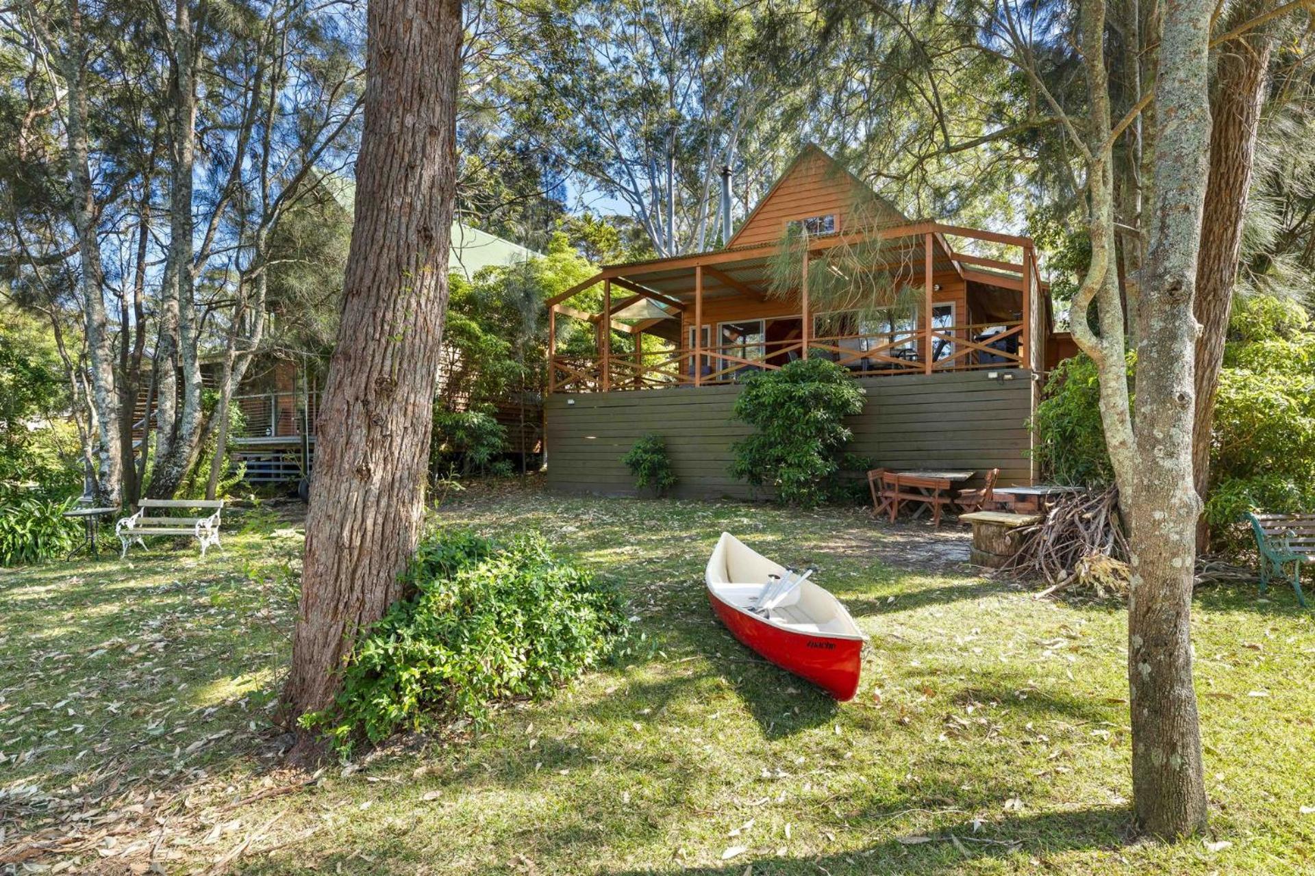Halcyon on the Basin by Experience Jervis Bay