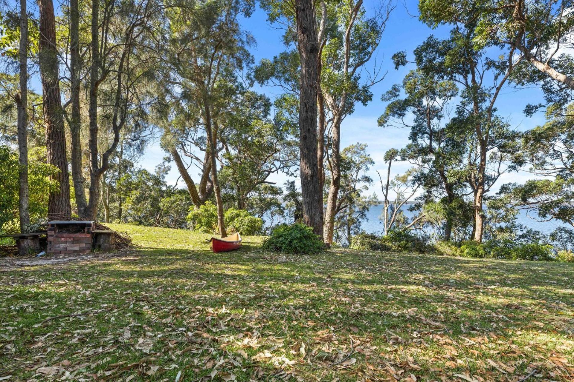 Halcyon on the Basin by Experience Jervis Bay