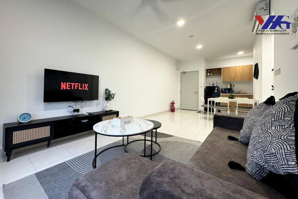 Arena Suite with Netflix KLIA photo 6