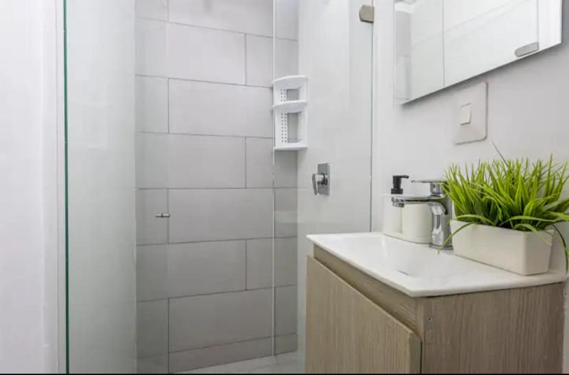 Espectacular Duplex en Bocagrande con Vista al Mar y la Bahia