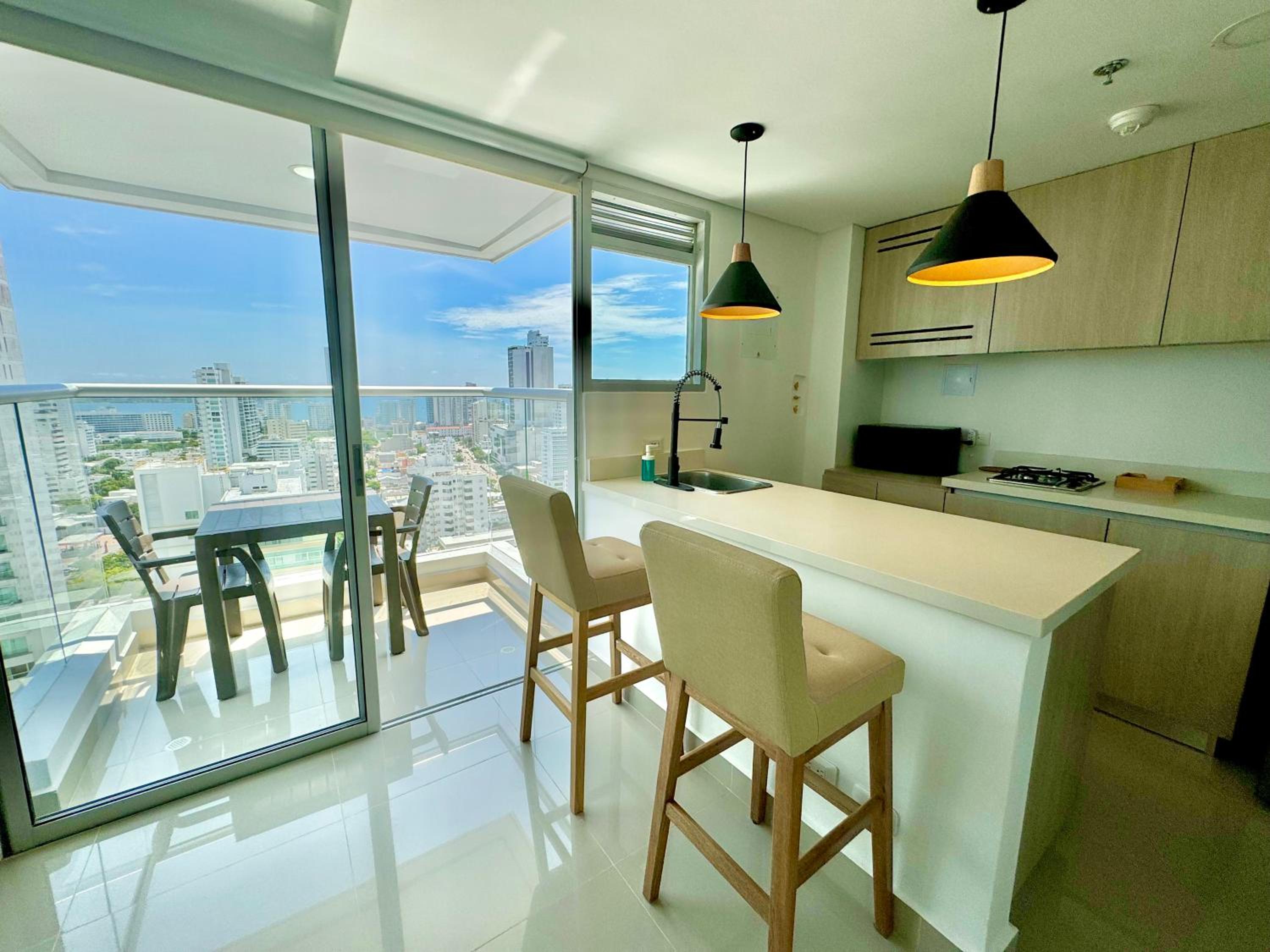 Espectacular Duplex en Bocagrande con Vista al Mar y la Bahia