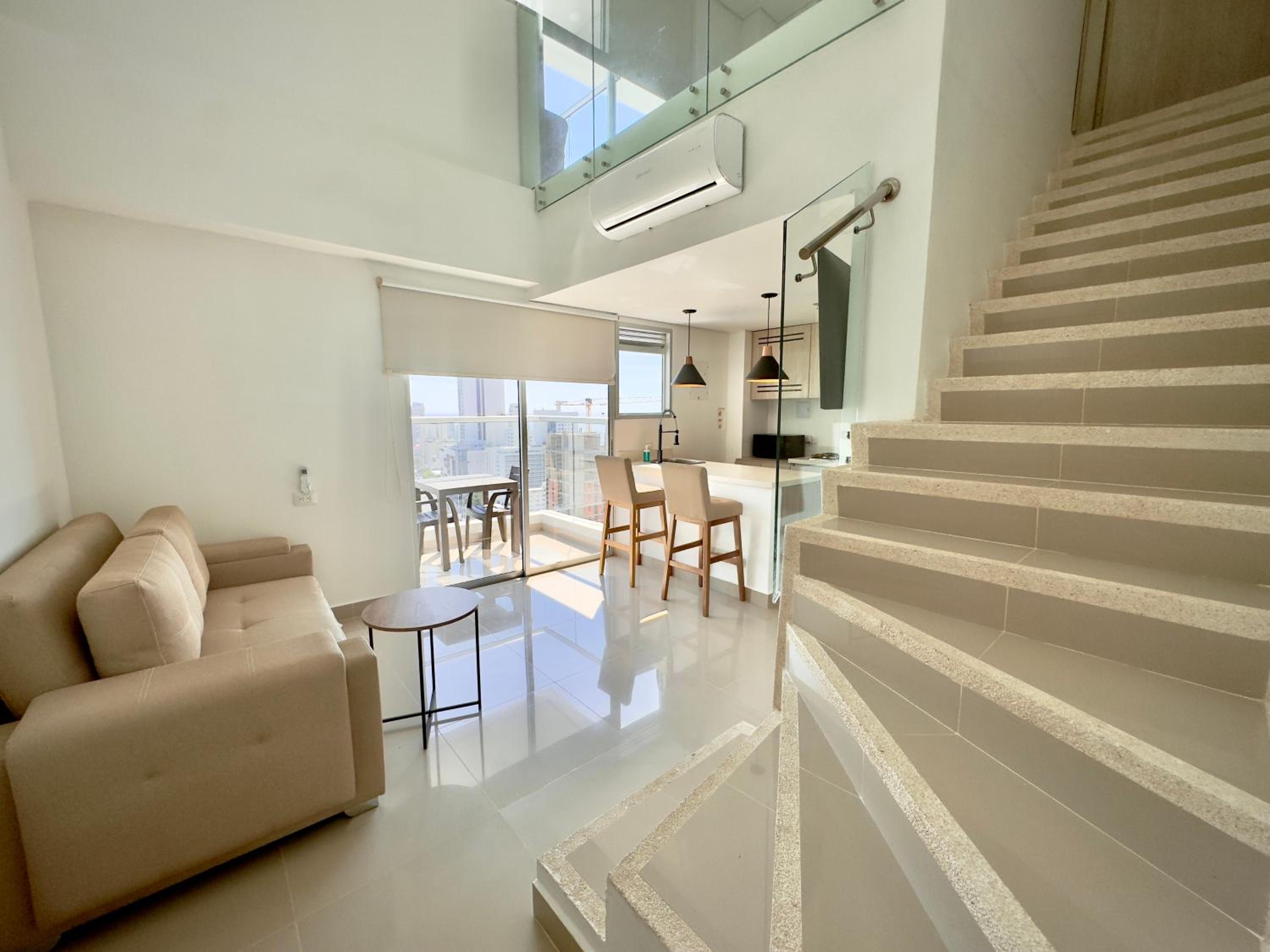 Espectacular Duplex en Bocagrande con Vista al Mar y la Bahia