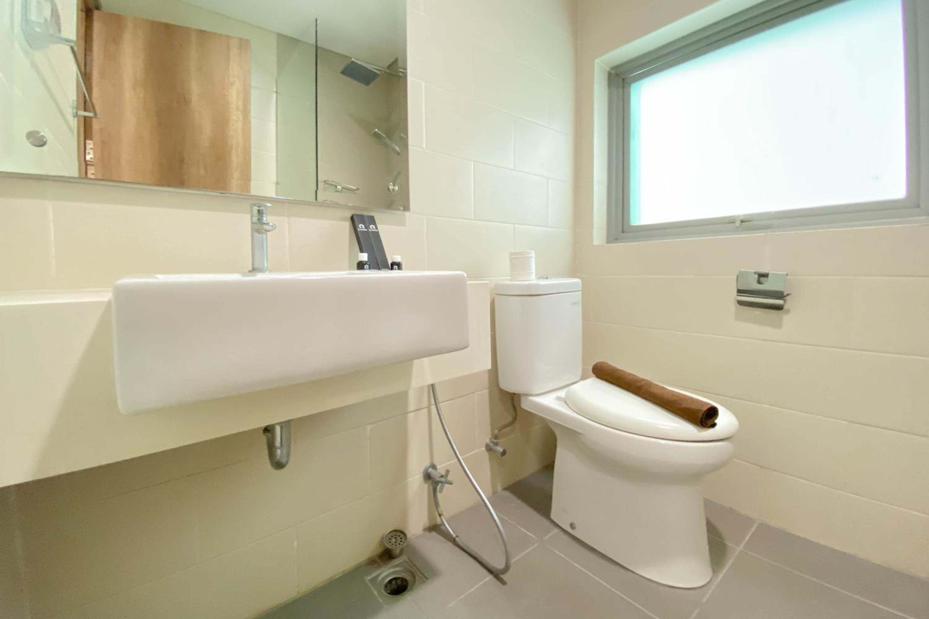 Spacious and Comfort Stay 2BR Apartment Pejaten Park Residence By Travelio view 5