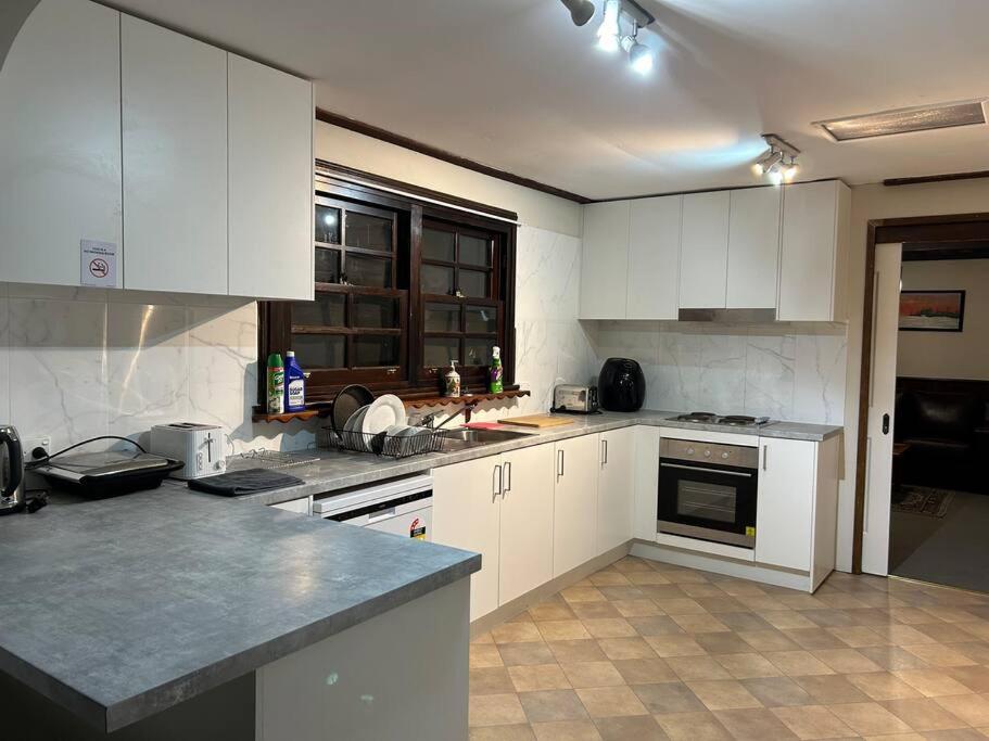Luxury House 5 bedrooms