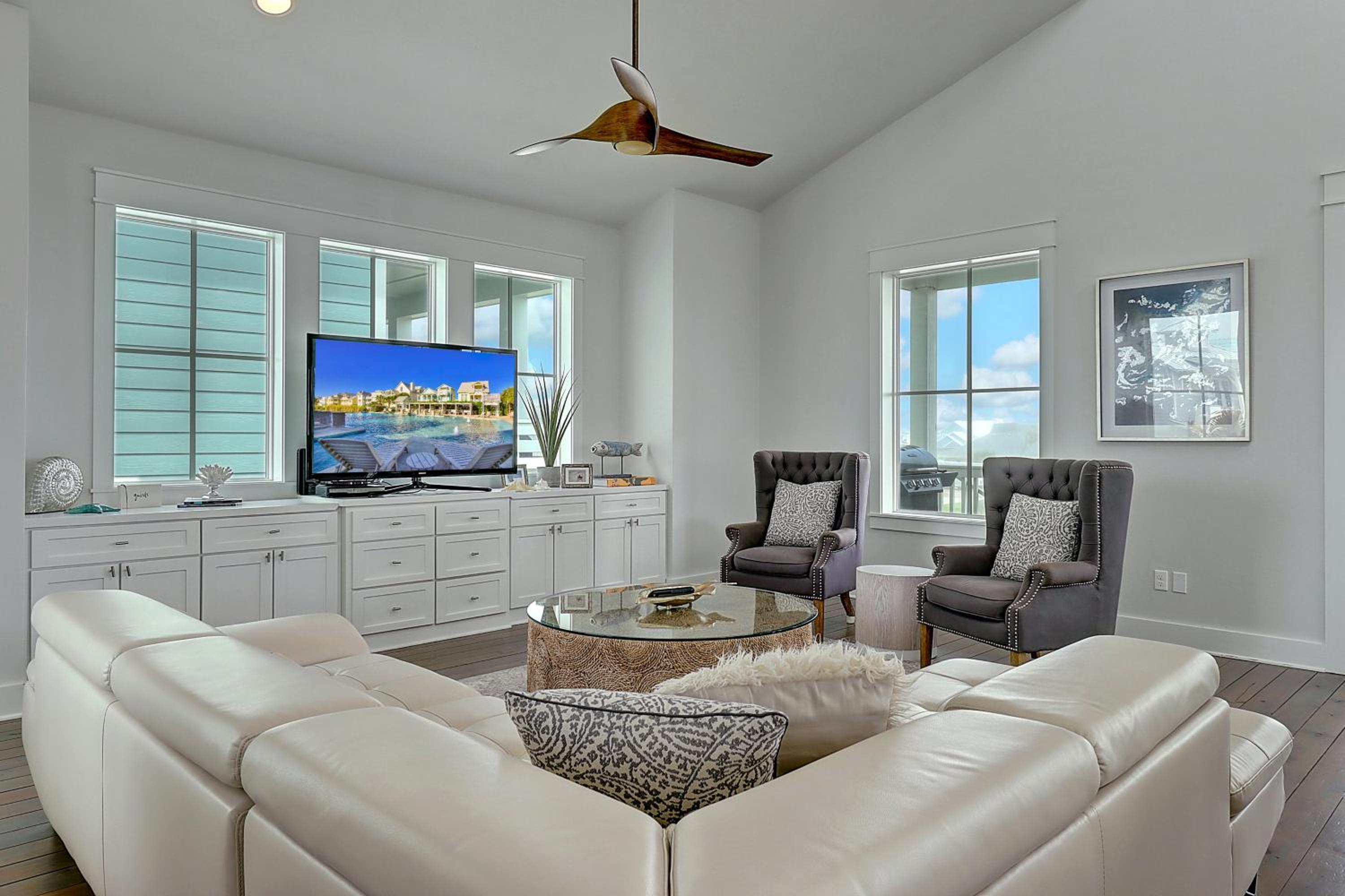 High Tide 243 HI view 5