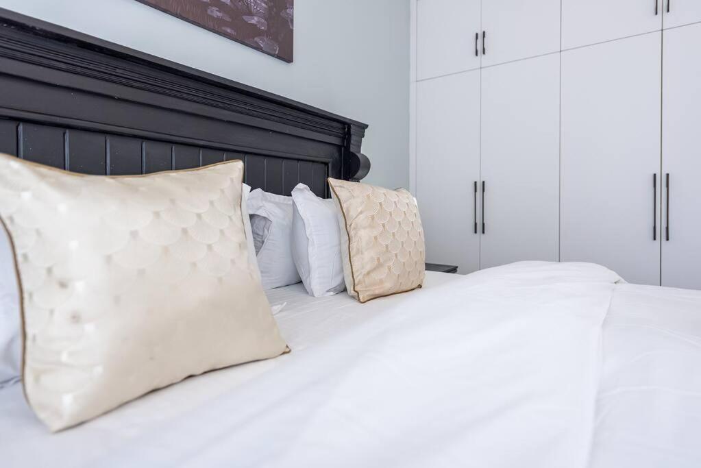 Elegant Two Bedroom Apartment