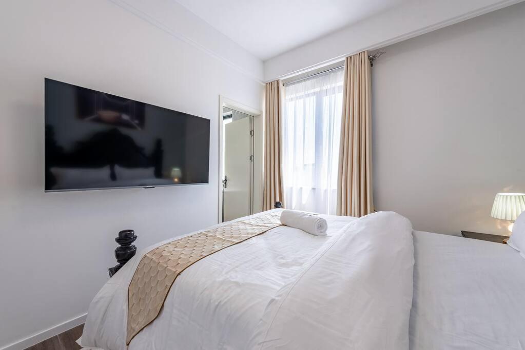 Elegant Two Bedroom Apartment