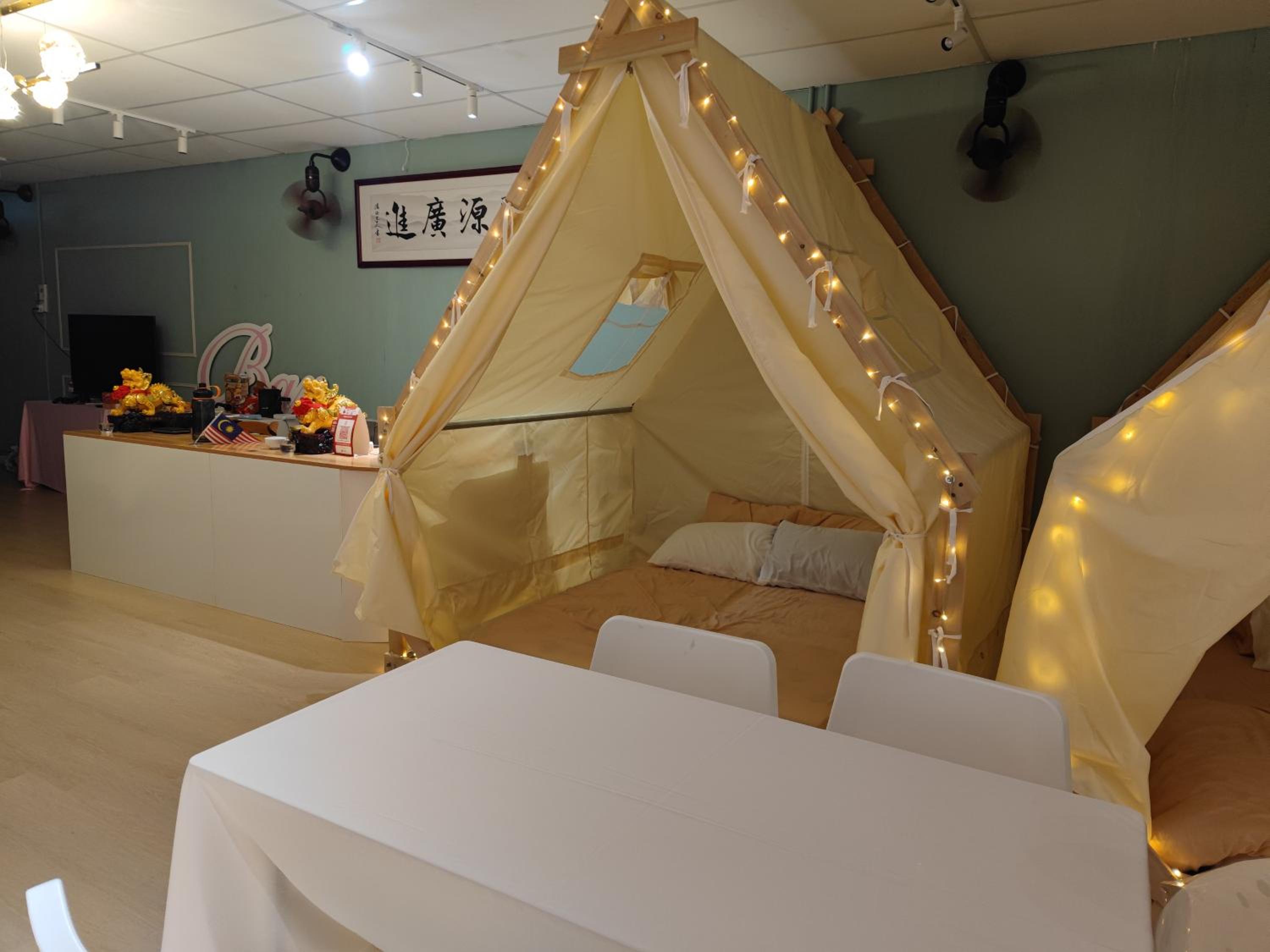 Penang Indoor Camping Tent Romantic Stay up to 7 pax Netflix YouTube Playstation photo 2