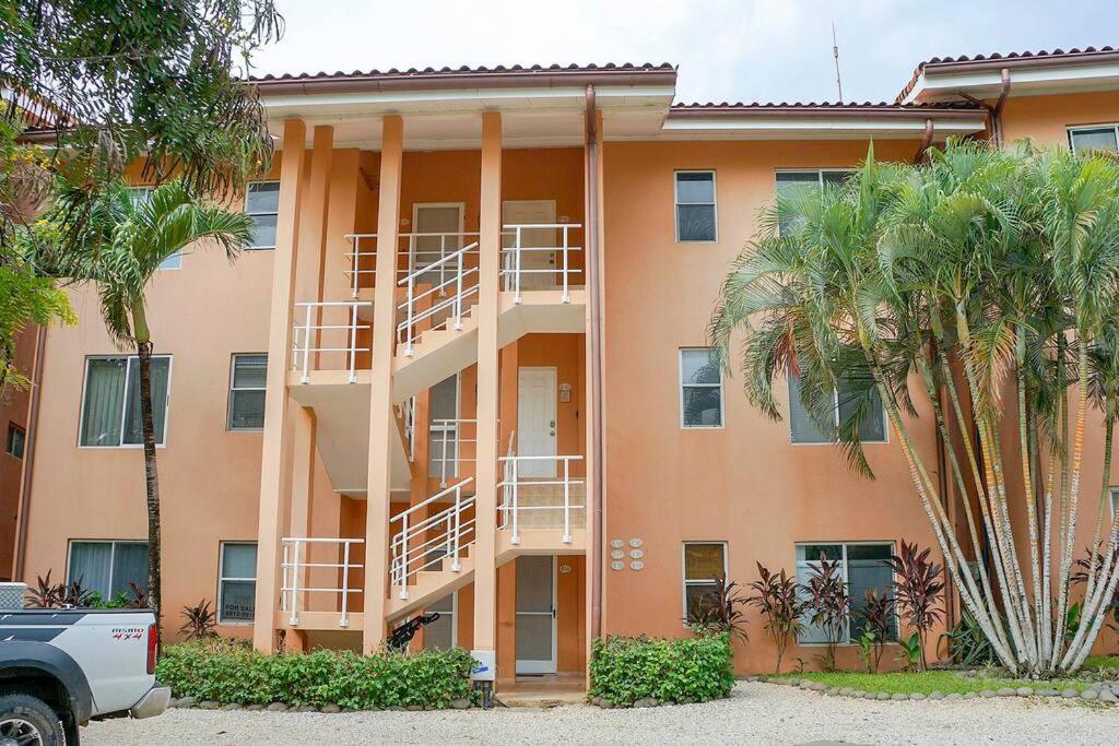 BL30 Bahia Langosta On the Beach 2bed 2bath
