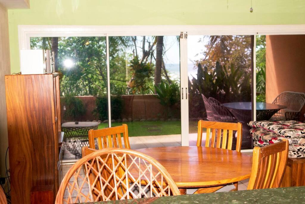 BL30 Bahia Langosta On the Beach 2bed 2bath