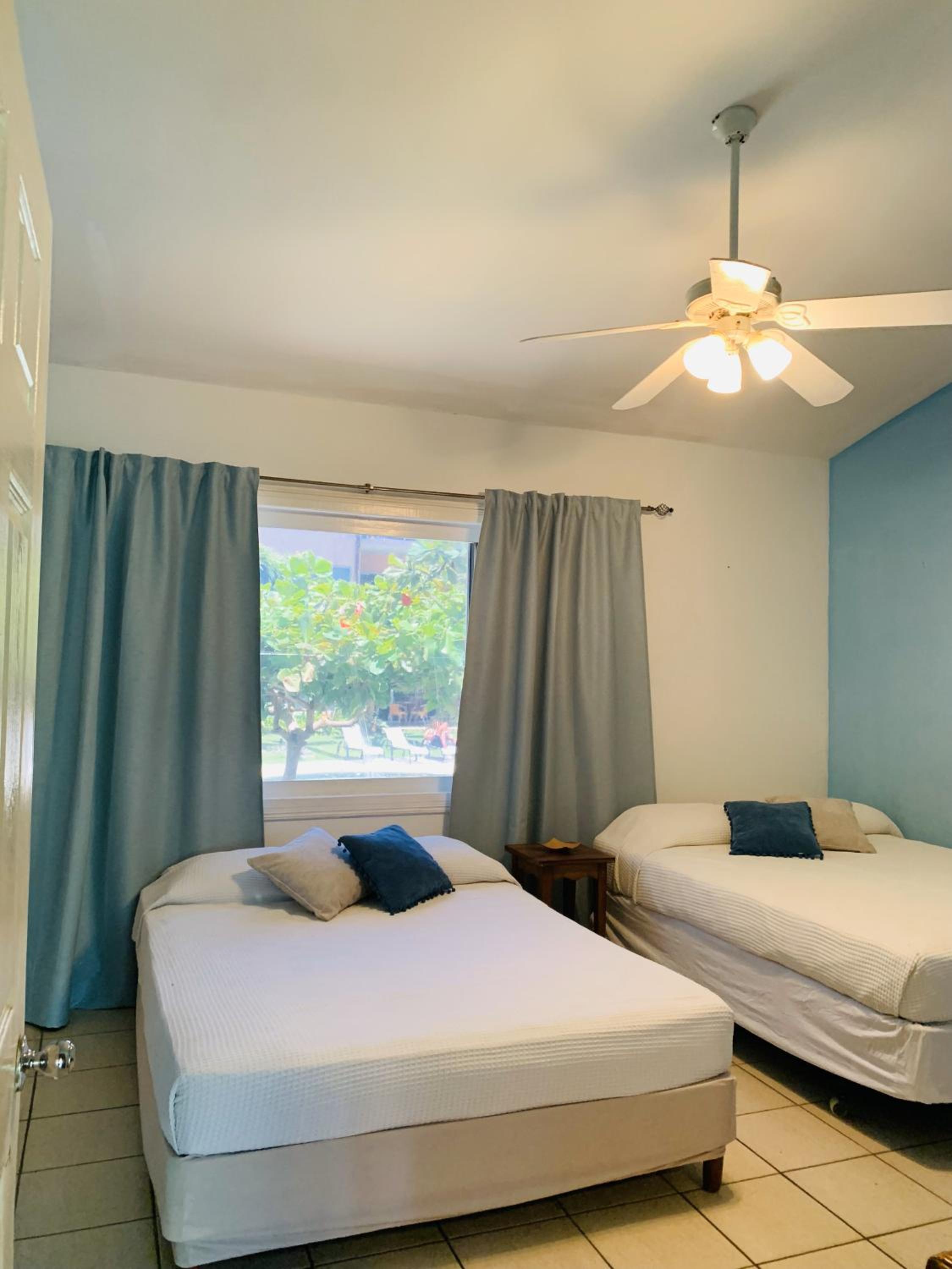 BL30 Bahia Langosta On the Beach 2bed 2bath