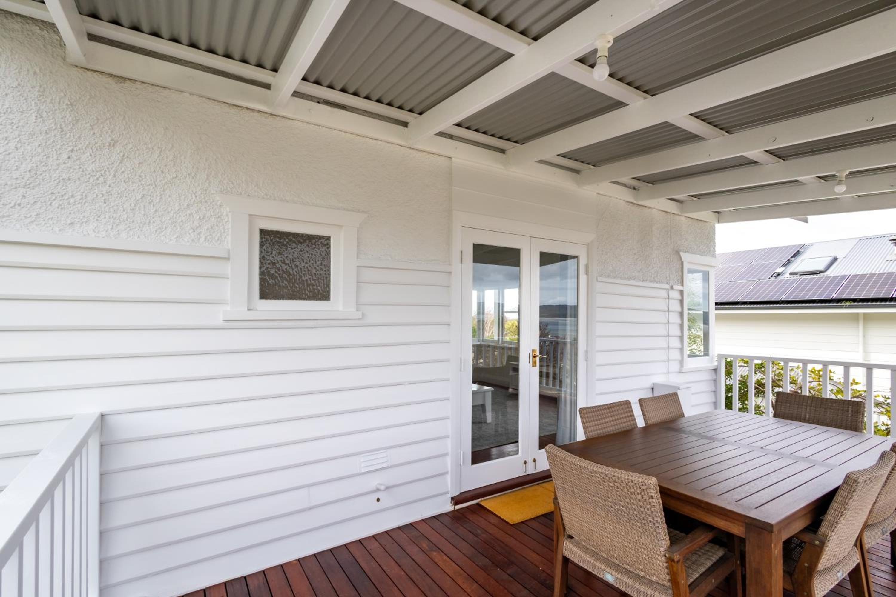 Bay Vista Cottage by the BnB Collection