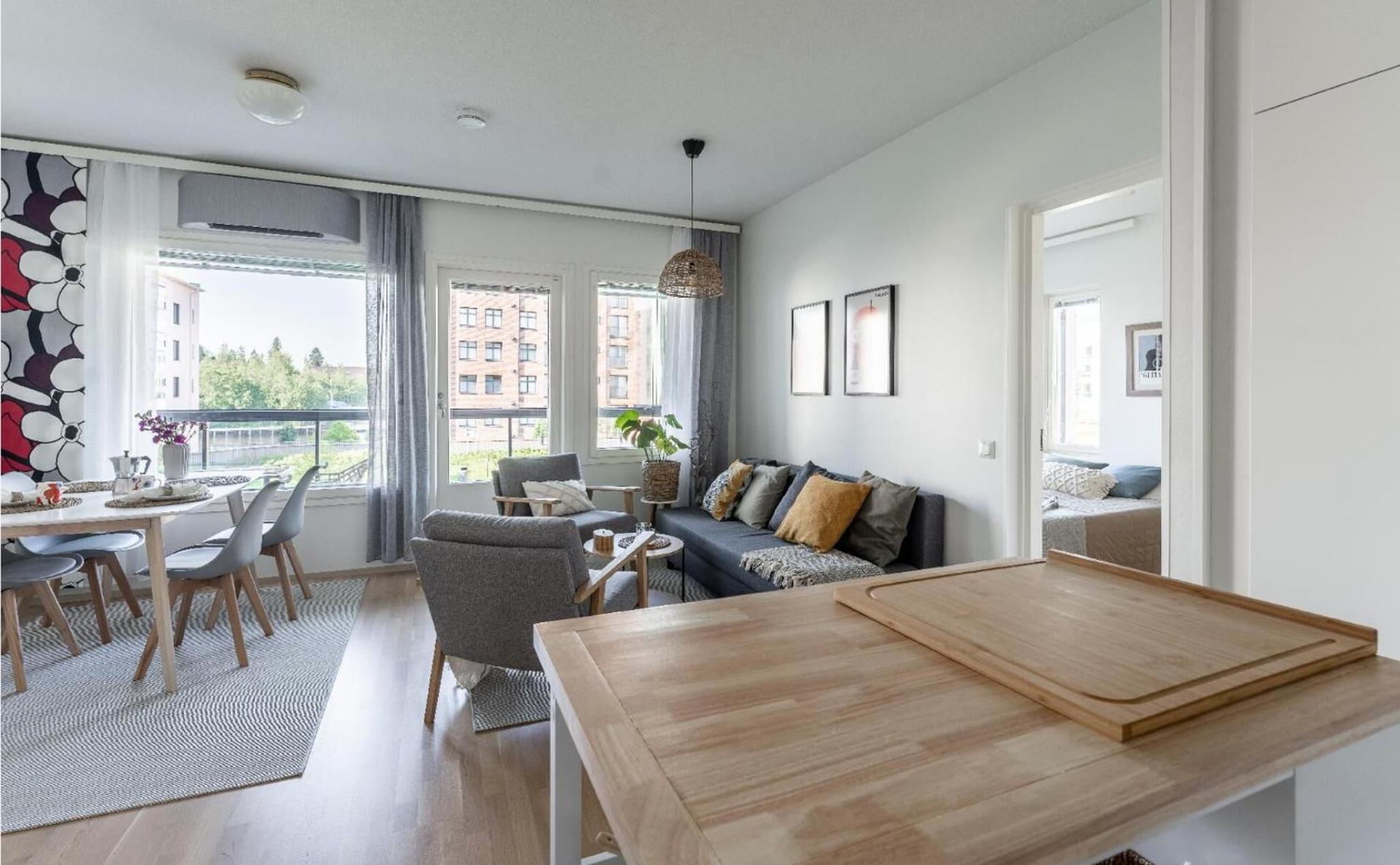 Toppilansalmi two bedroom apartment with a view
