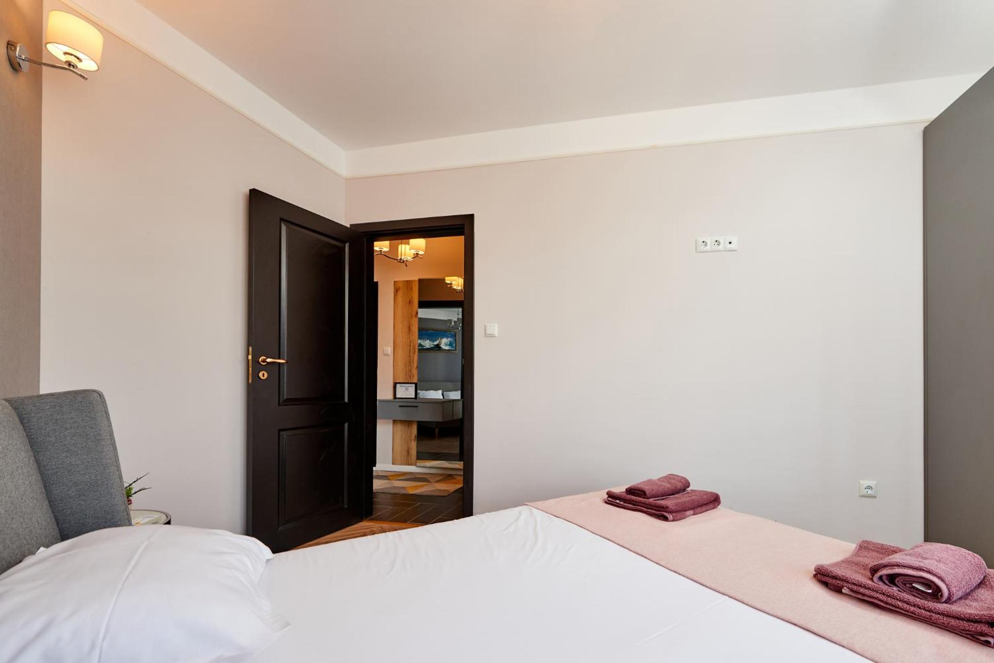 Florance Rentals Luxury Apartments in Saint Vlas