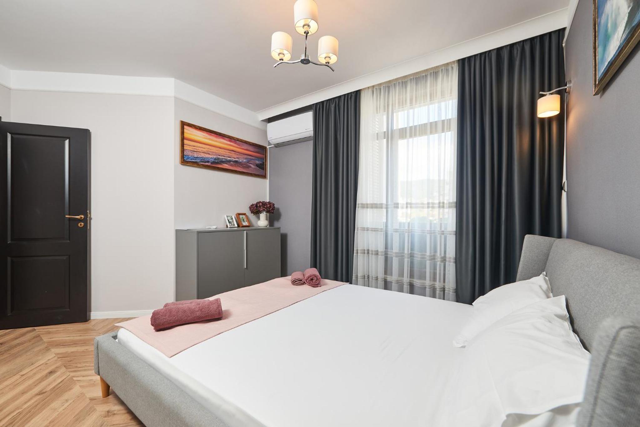 Florance Rentals Luxury Apartments in Saint Vlas