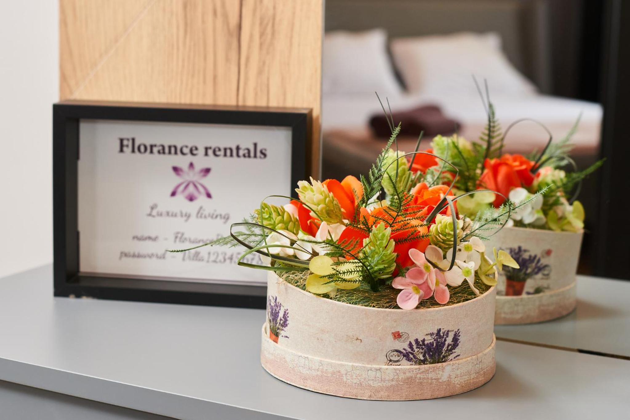 Florance Rentals Luxury Apartments in Saint Vlas