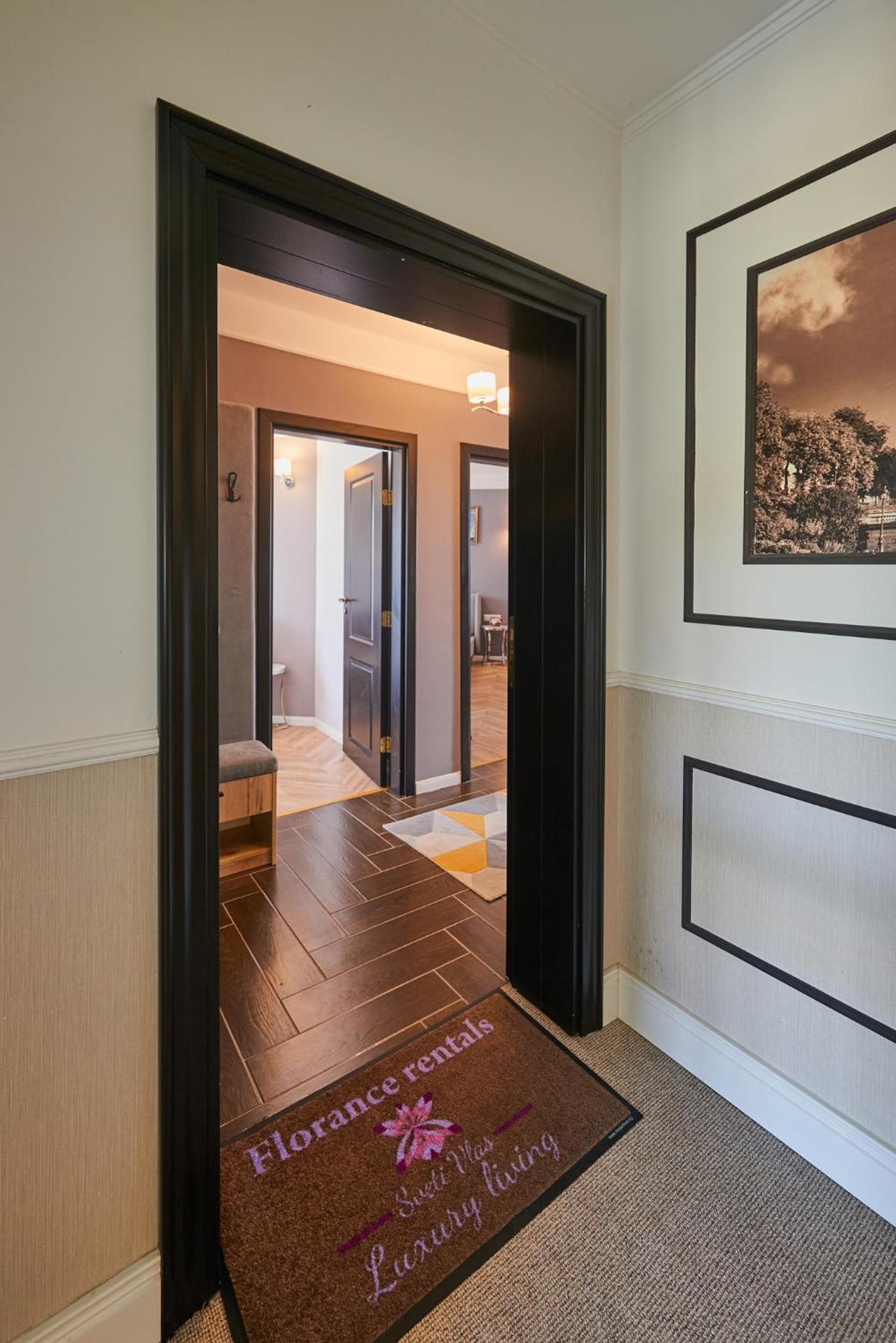 Florance Rentals Luxury Apartments in Saint Vlas
