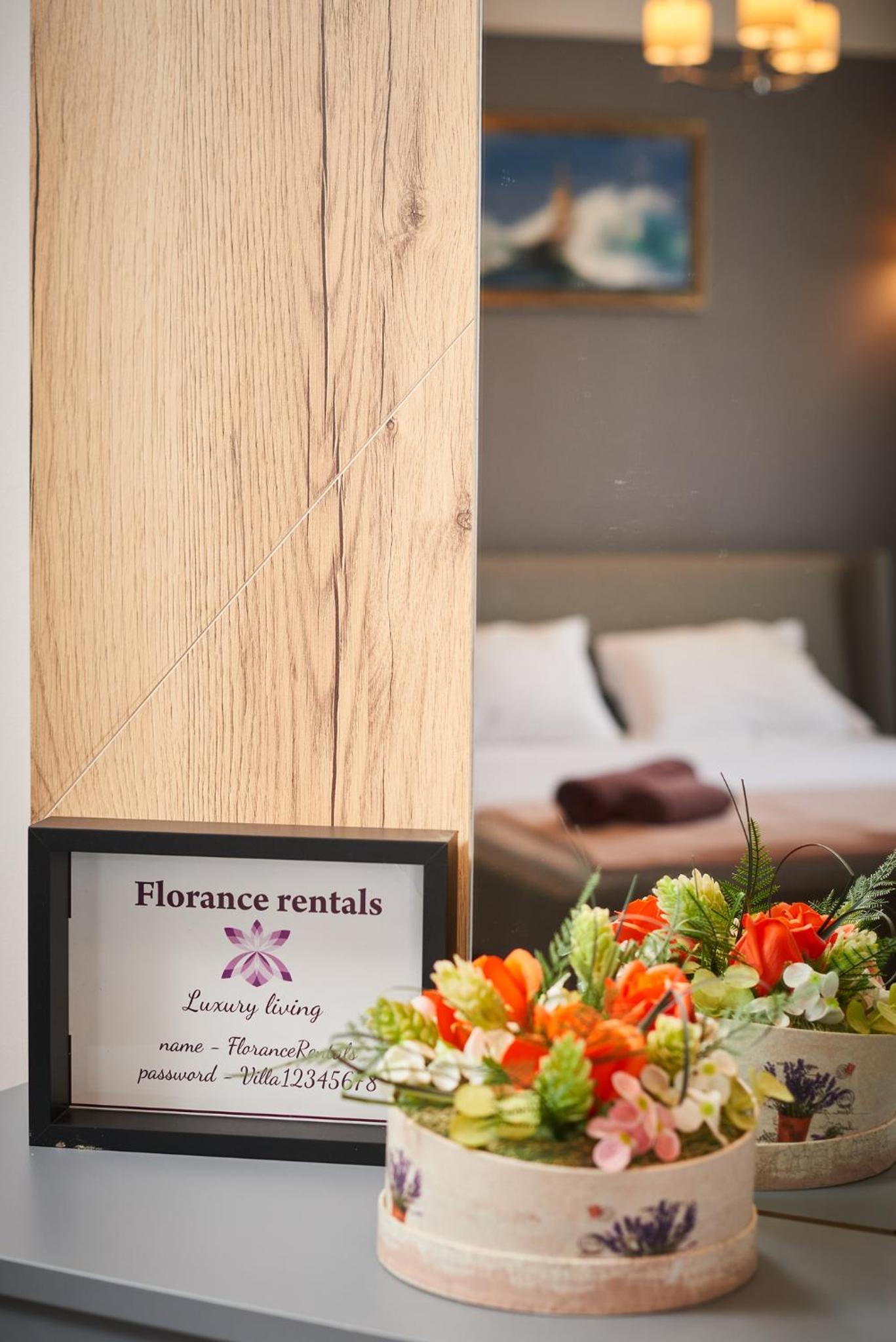Florance Rentals Luxury Apartments in Saint Vlas