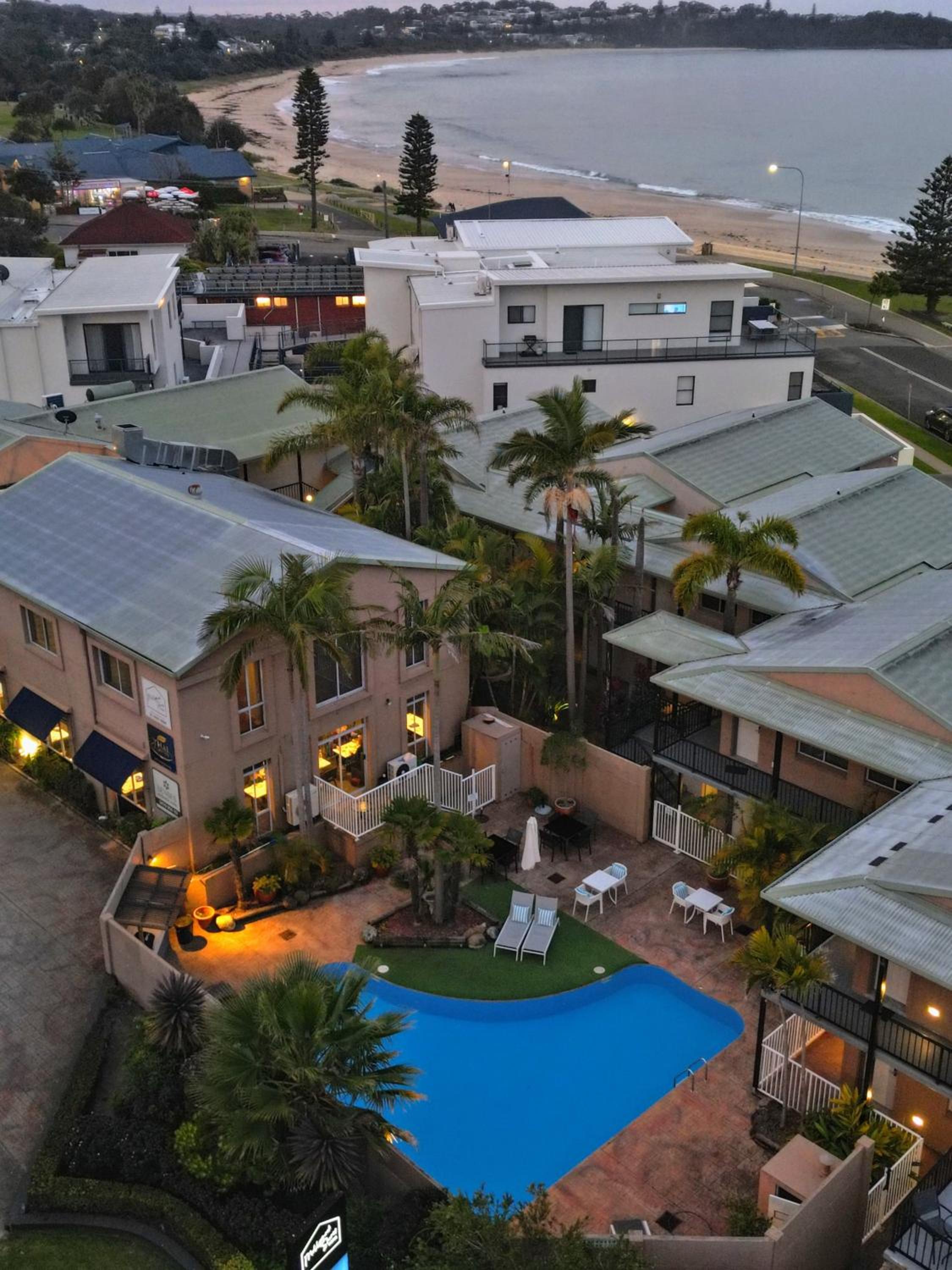 Mollymook Shores