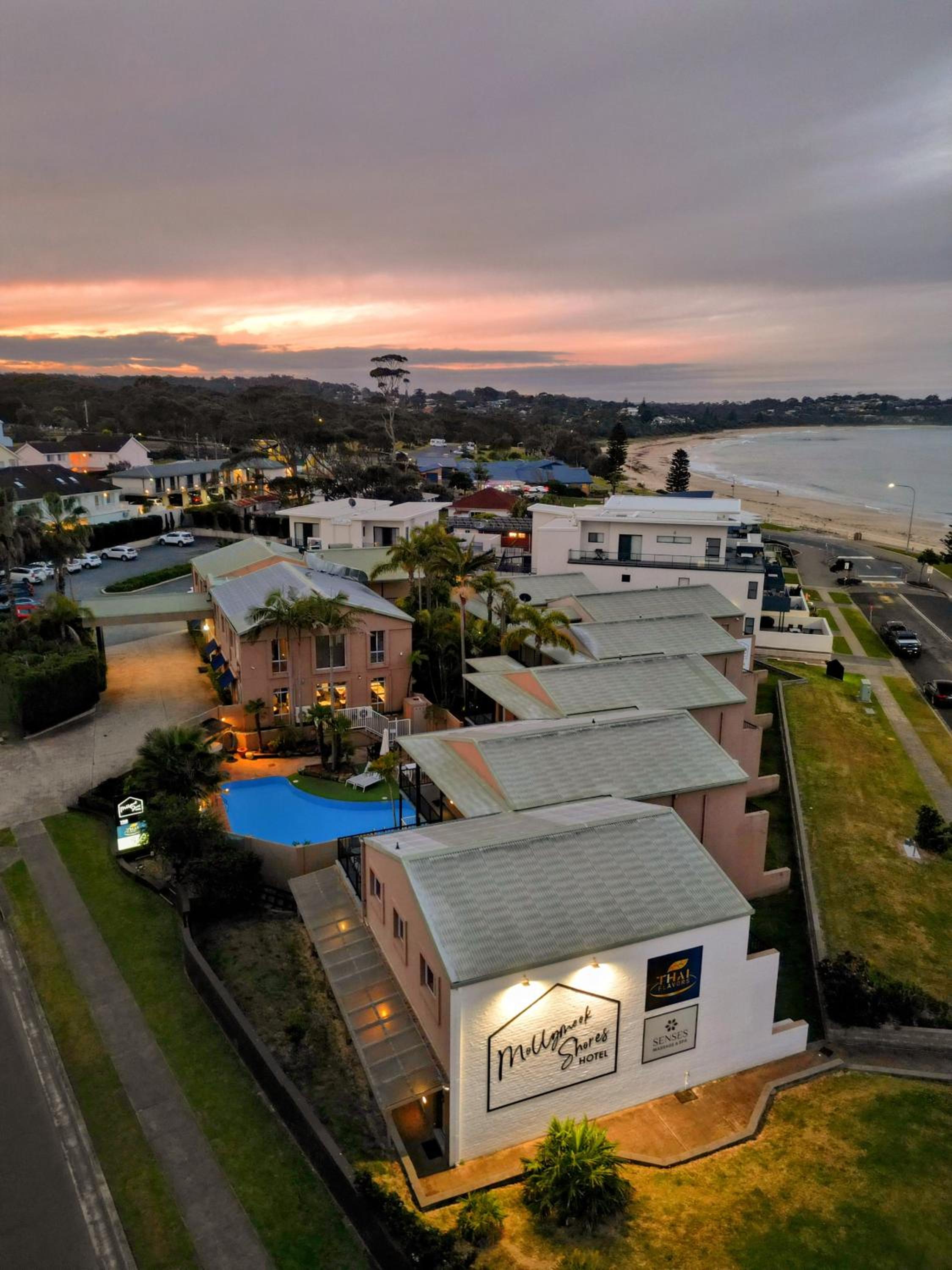 Mollymook Shores