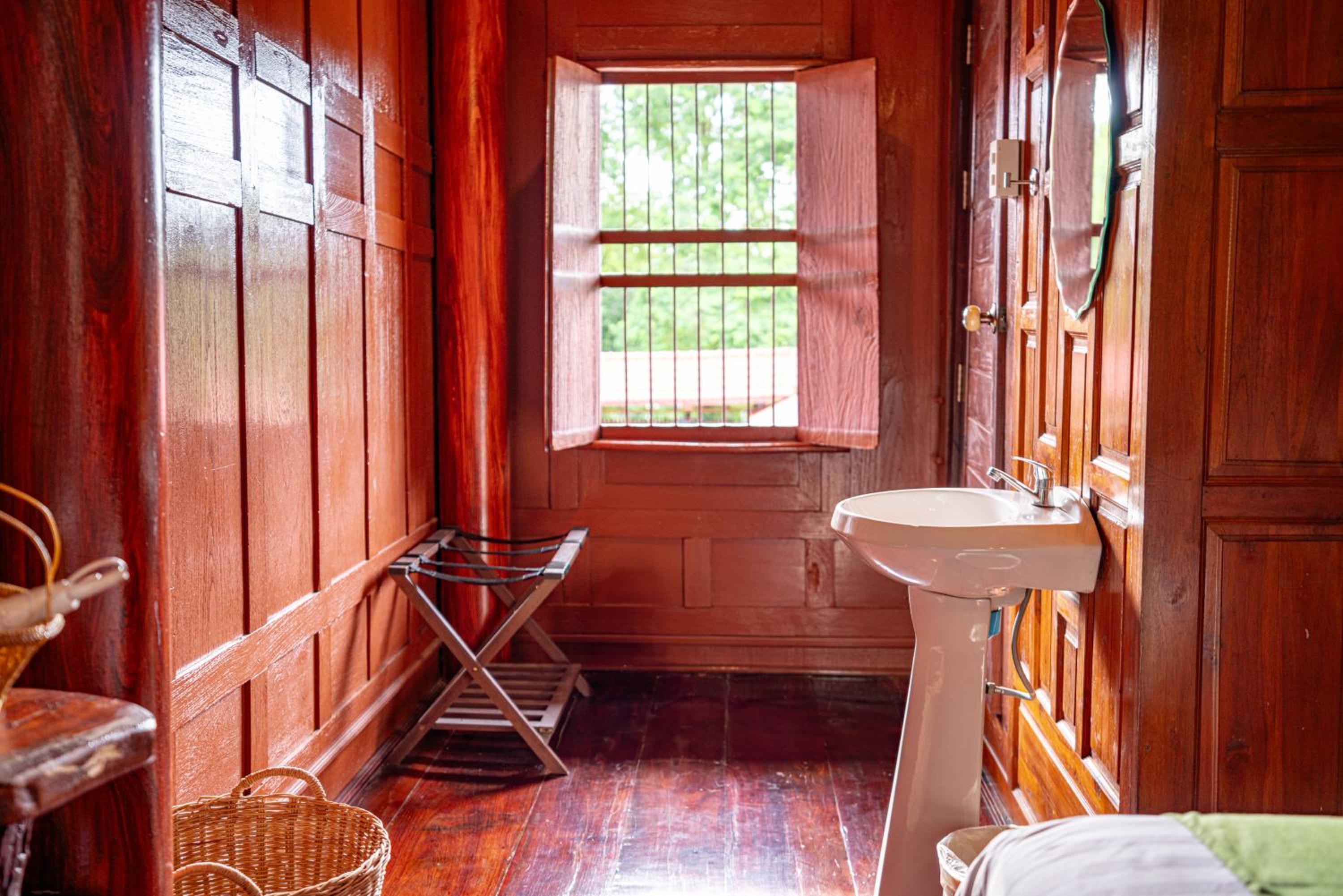 Athithara Homestay