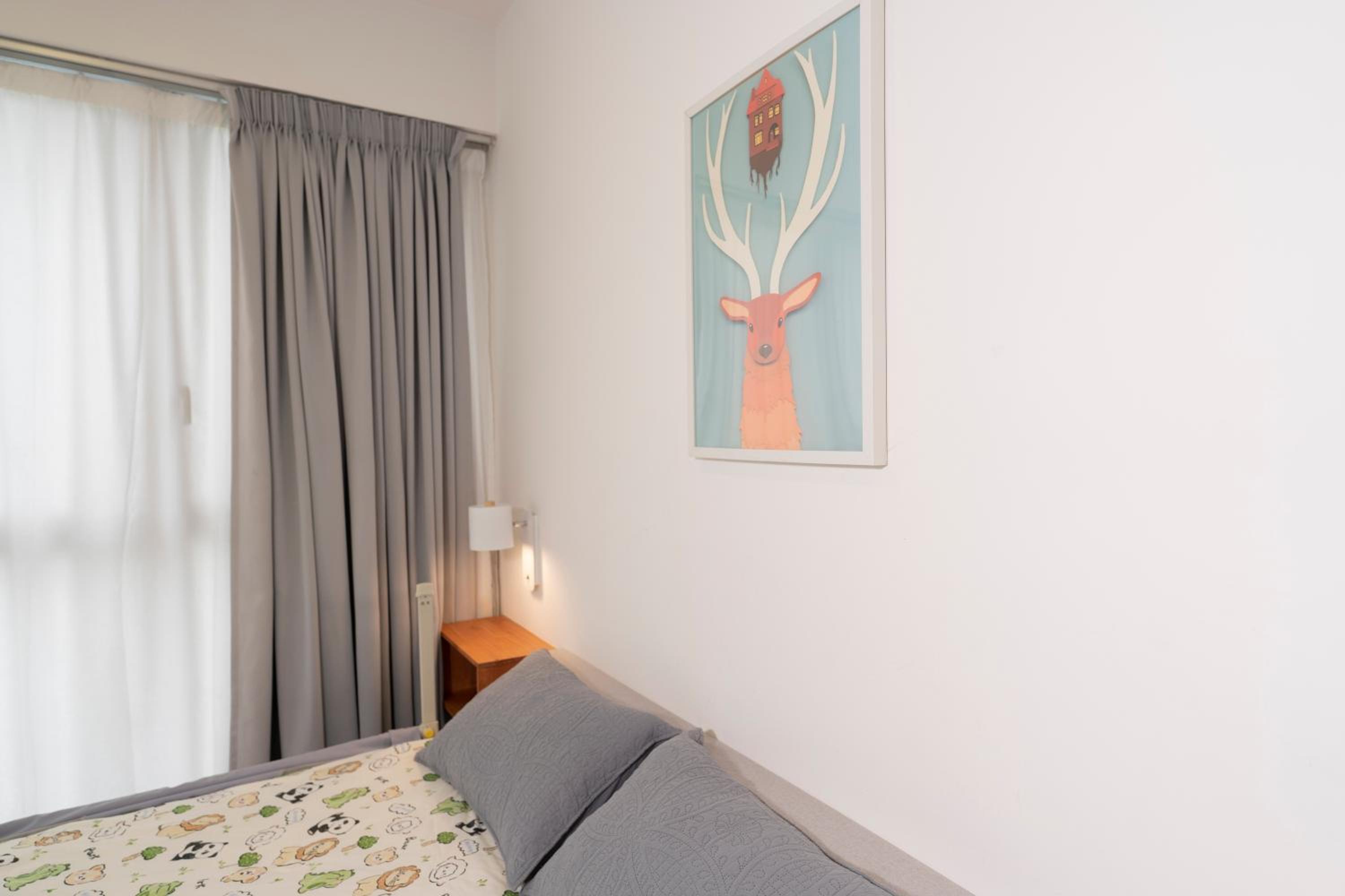 KL Top Location Kid's Theme White Collar Apartment
