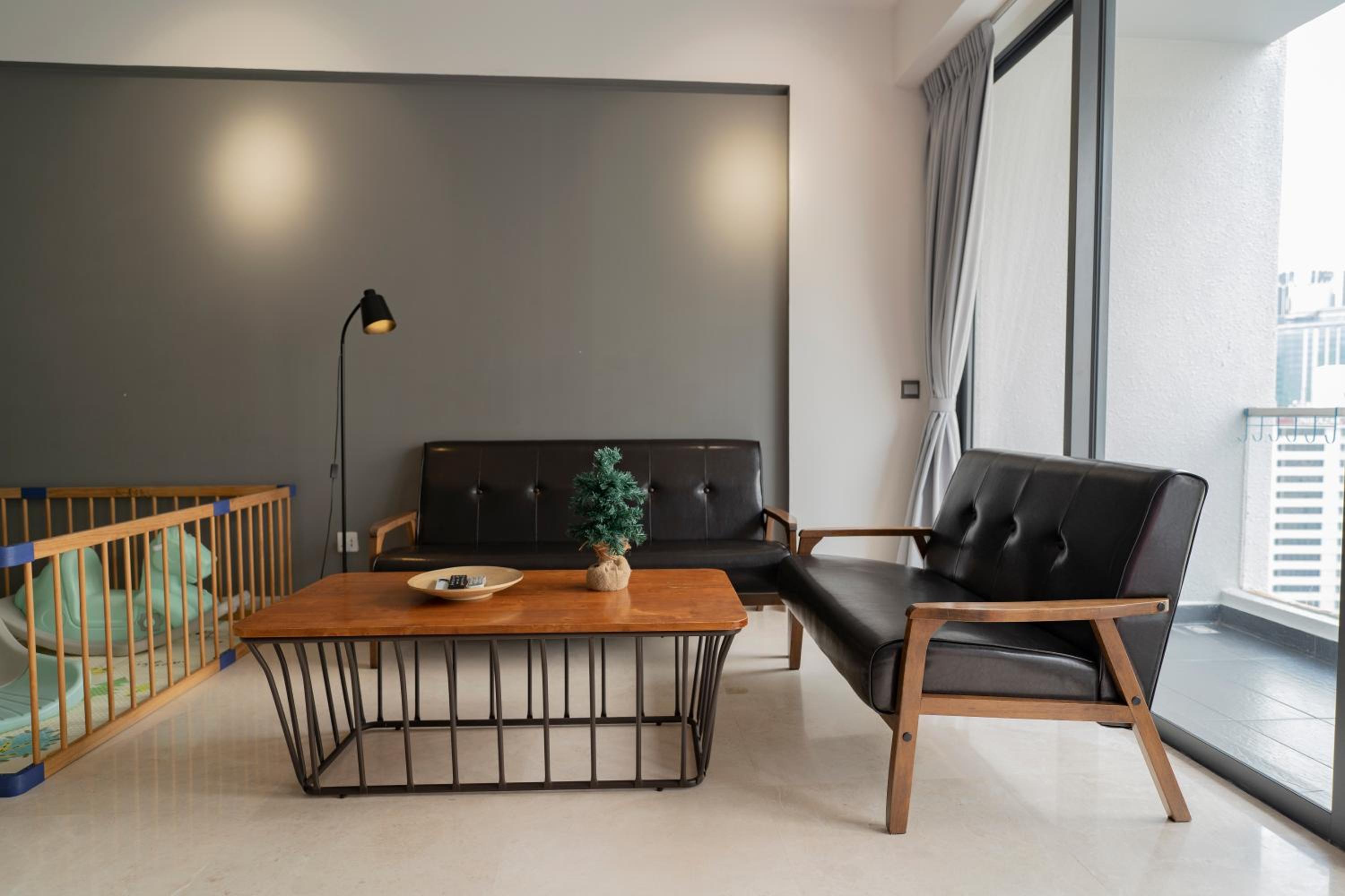 KL Top Location Kid's Theme White Collar Apartment