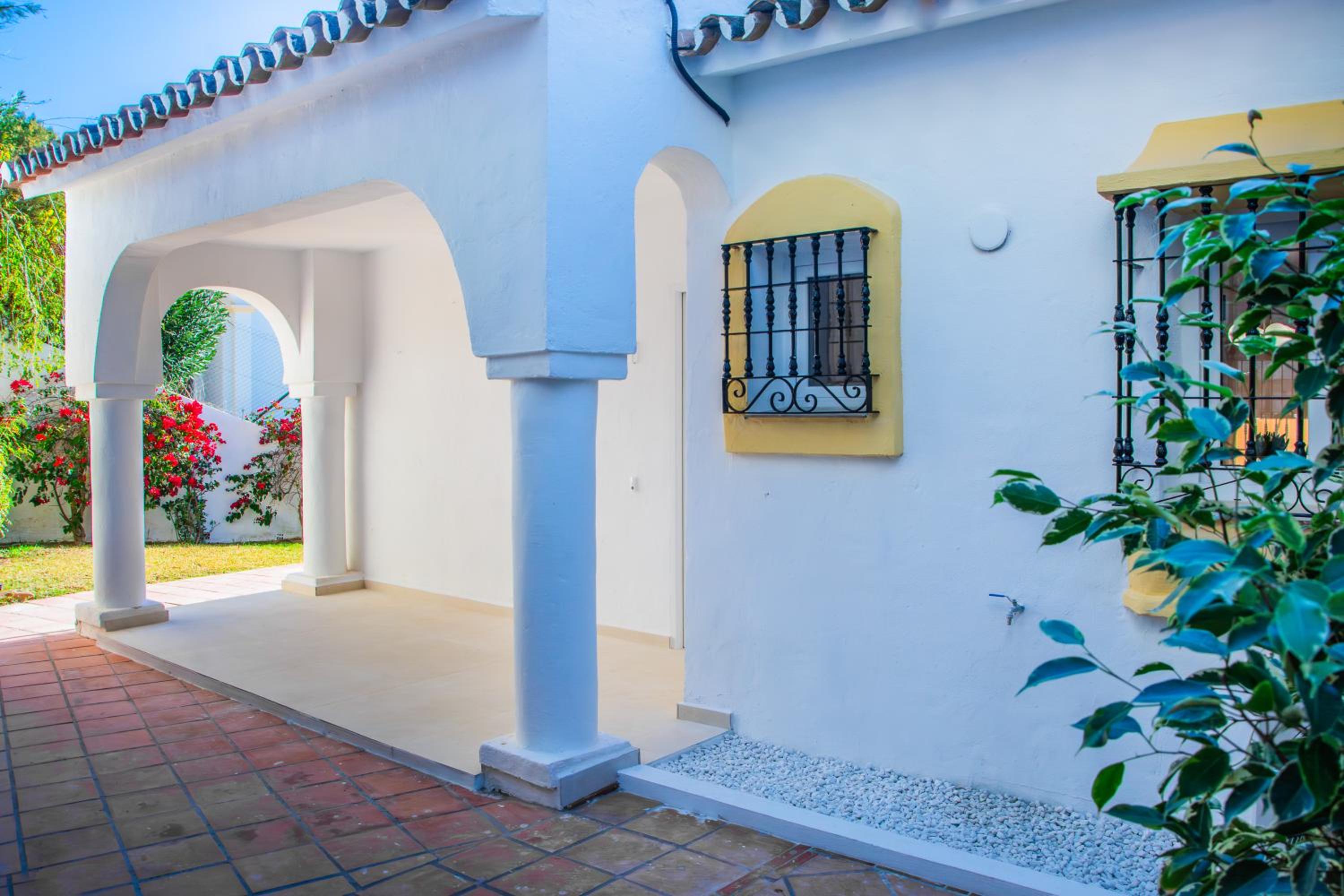 Riviera Alto Escape