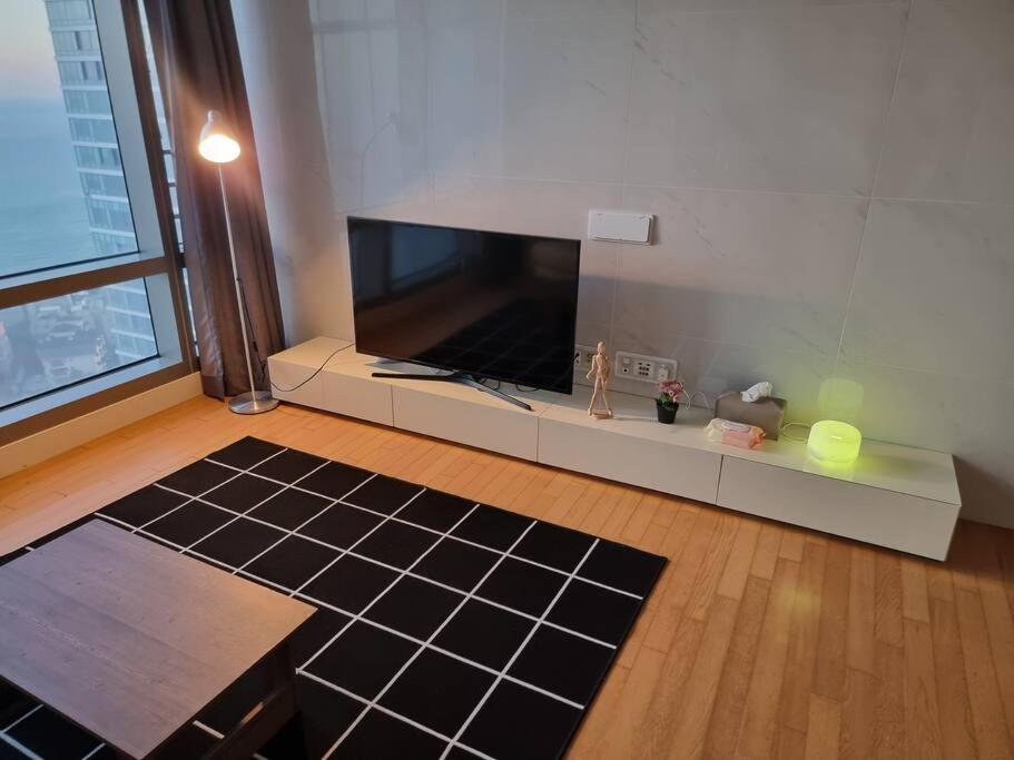 Haedam Stay- ocean view, high floor view 4