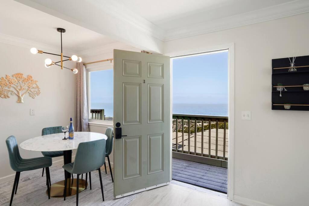 Charming 2BR Coastal Getaway in Pacifica