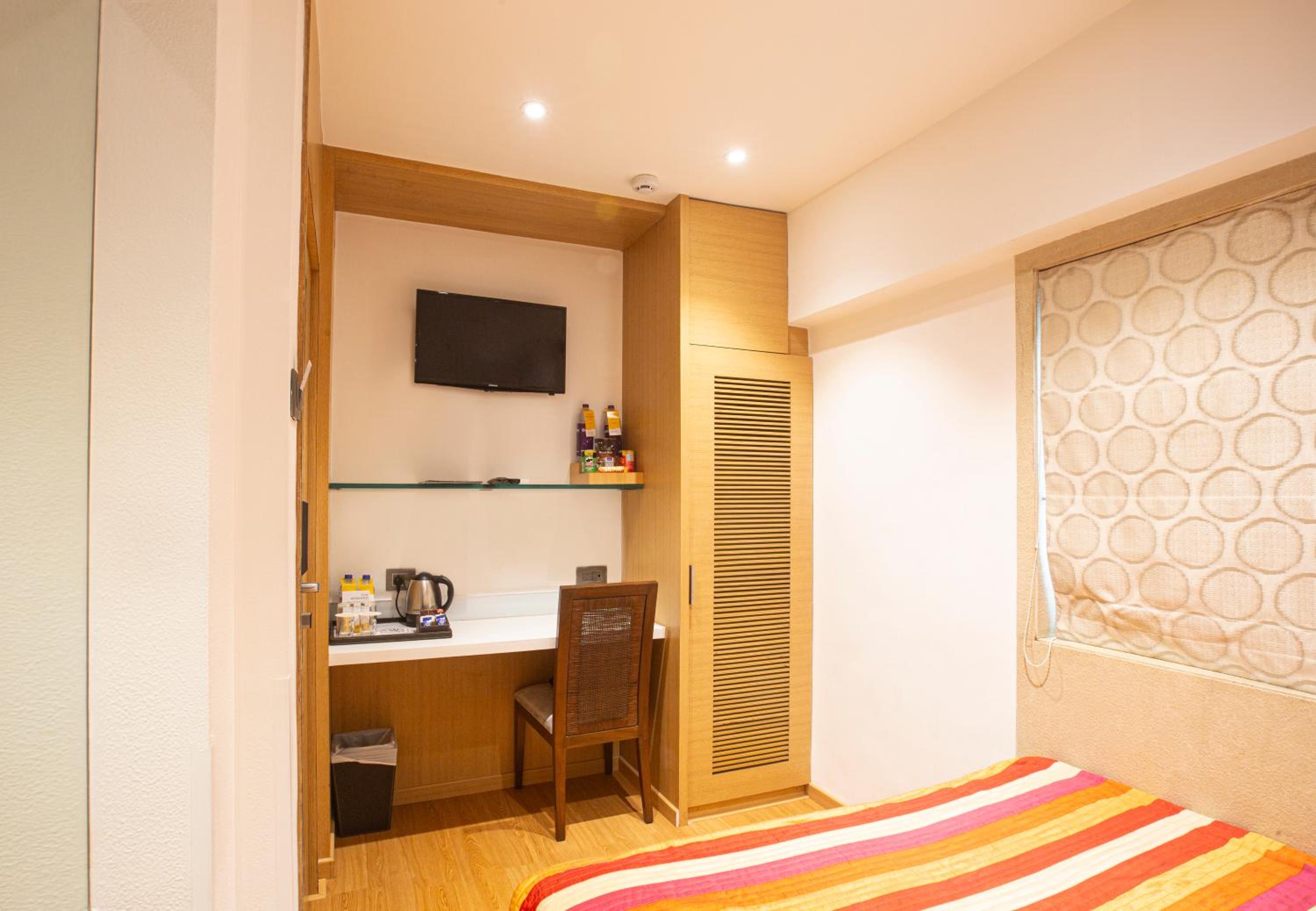 Hotel Bawa Continental Juhu Beach photo 2