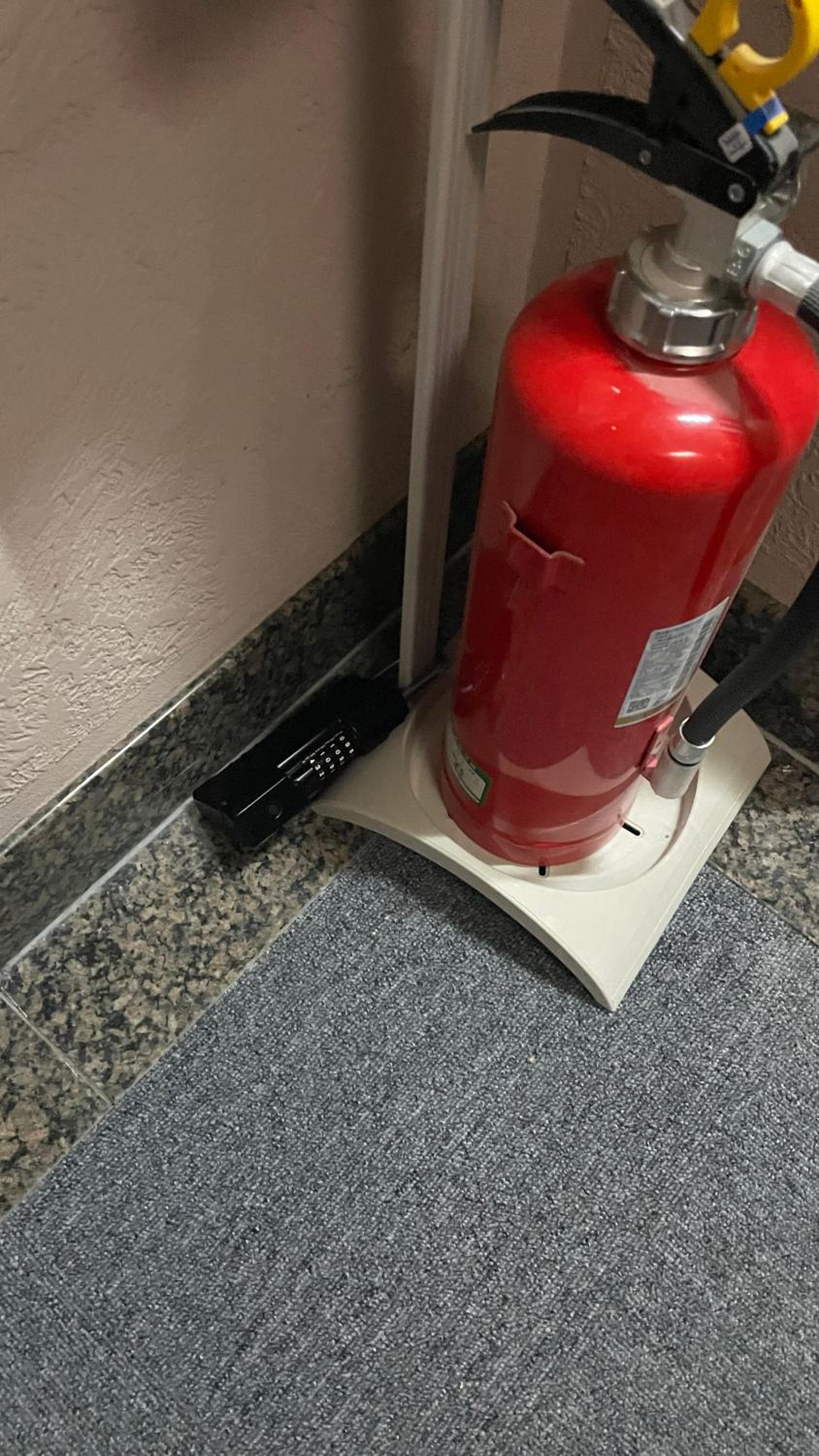 SWEET HOUSE 105 square meters of single floor space 15 minutes on foot to Shinsaibashi Dotonbori 30 minutes to USJ 7 minutes to Umeda