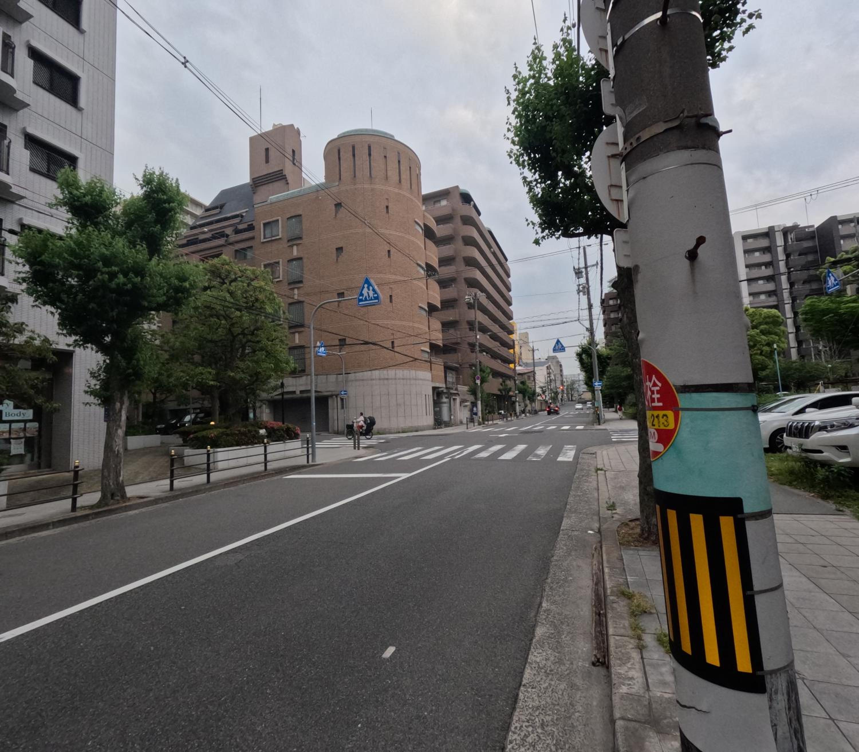 SWEET HOUSE 105 square meters of single floor space 15 minutes on foot to Shinsaibashi Dotonbori 30 minutes to USJ 7 minutes to Umeda