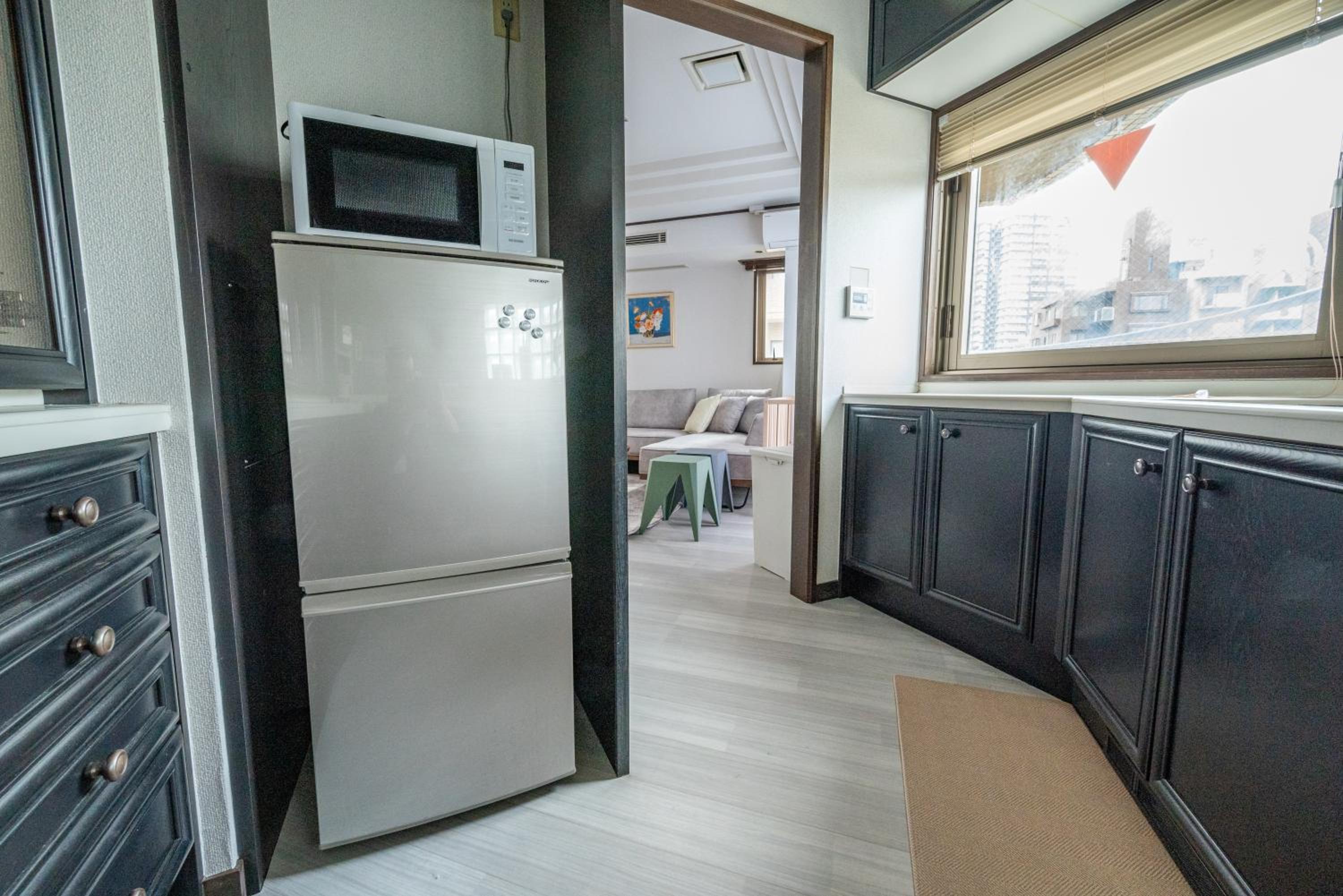 SWEET HOUSE 105 square meters of single floor space 15 minutes on foot to Shinsaibashi Dotonbori 30 minutes to USJ 7 minutes to Umeda