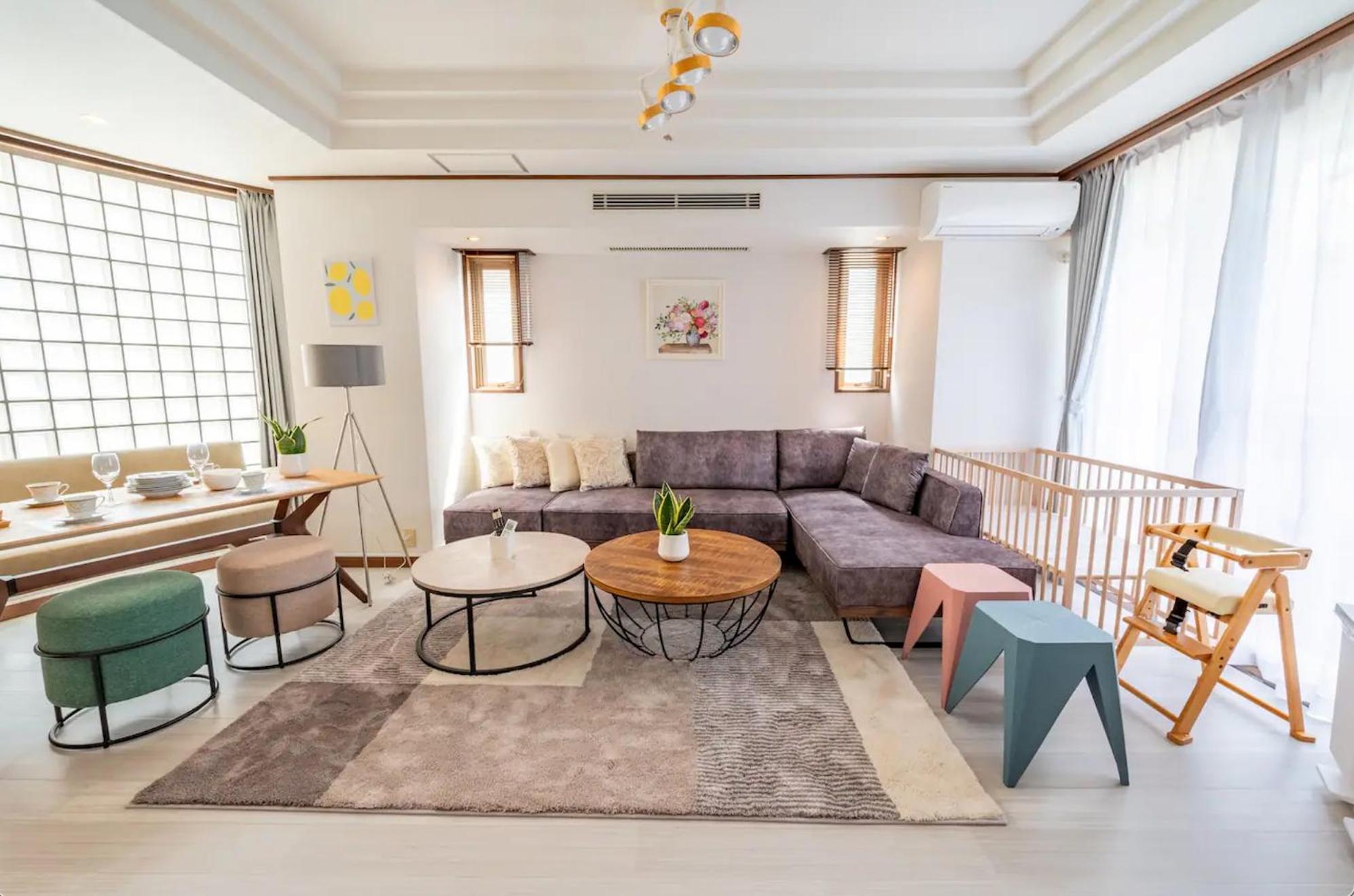 SWEET HOUSE 105 square meters of single floor space 15 minutes on foot to Shinsaibashi Dotonbori 30 minutes to USJ 7 minutes to Umeda