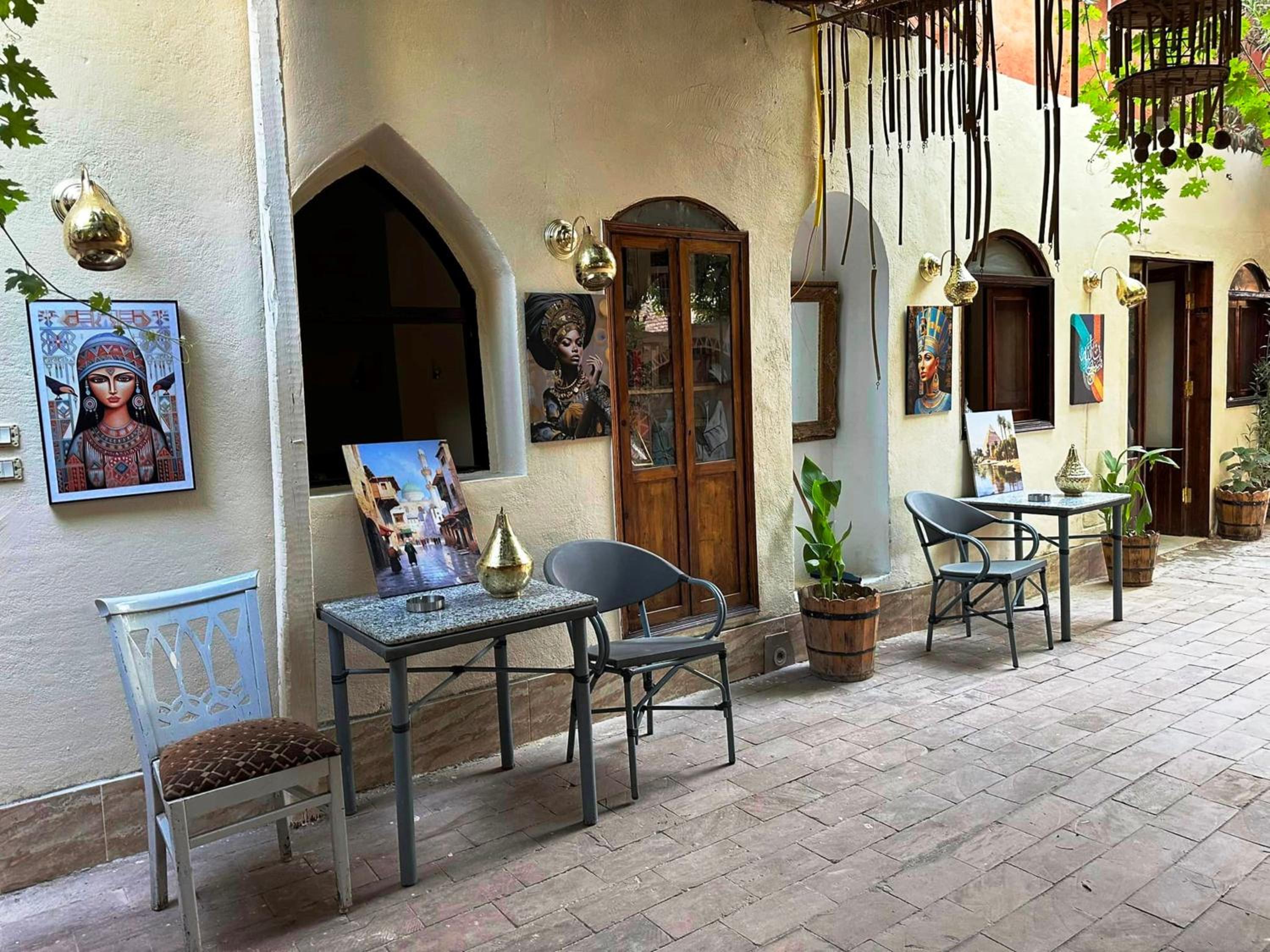 Nile Compound