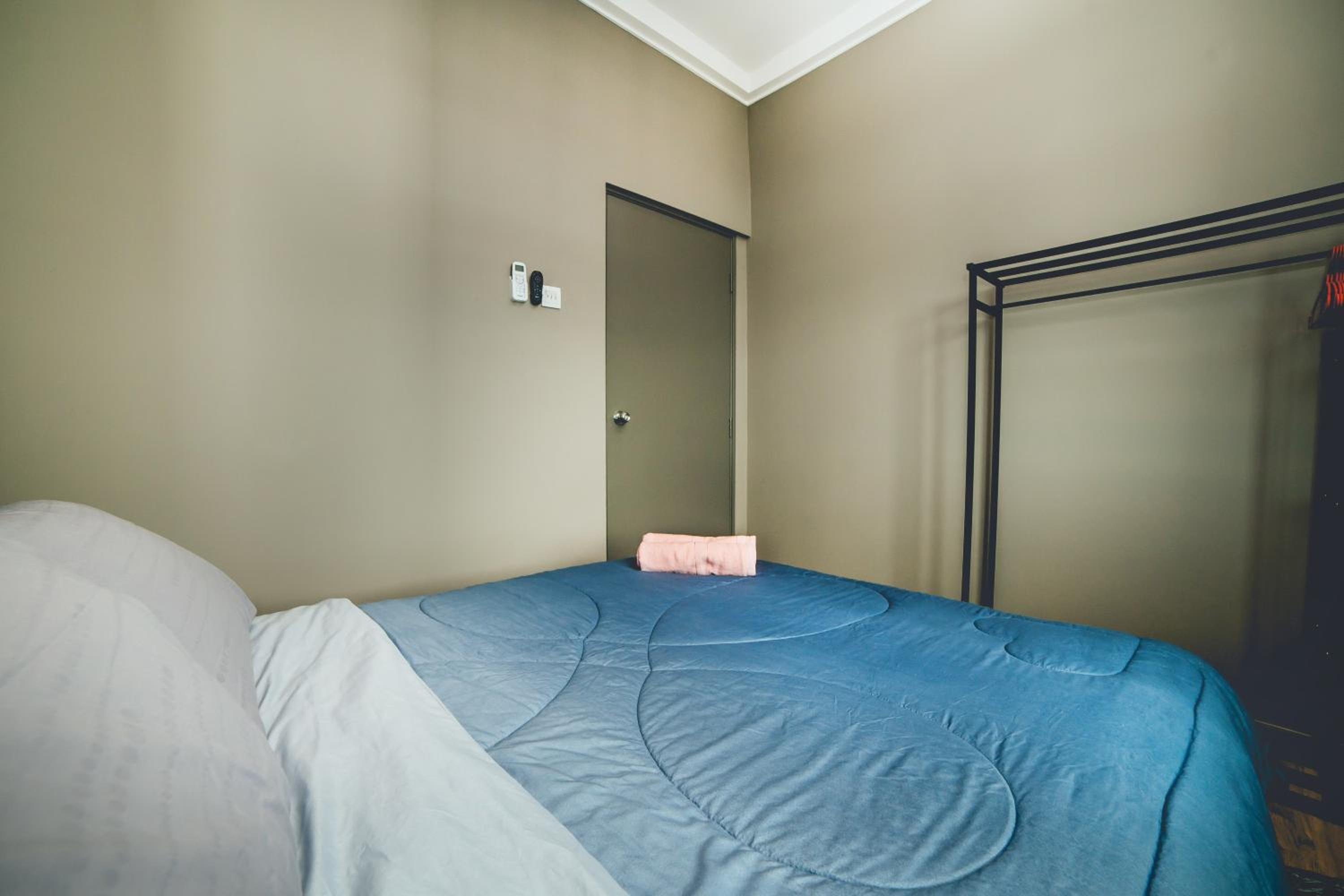 The Platino Sweet Peony 3BR8Pax nr Paradigm Mall