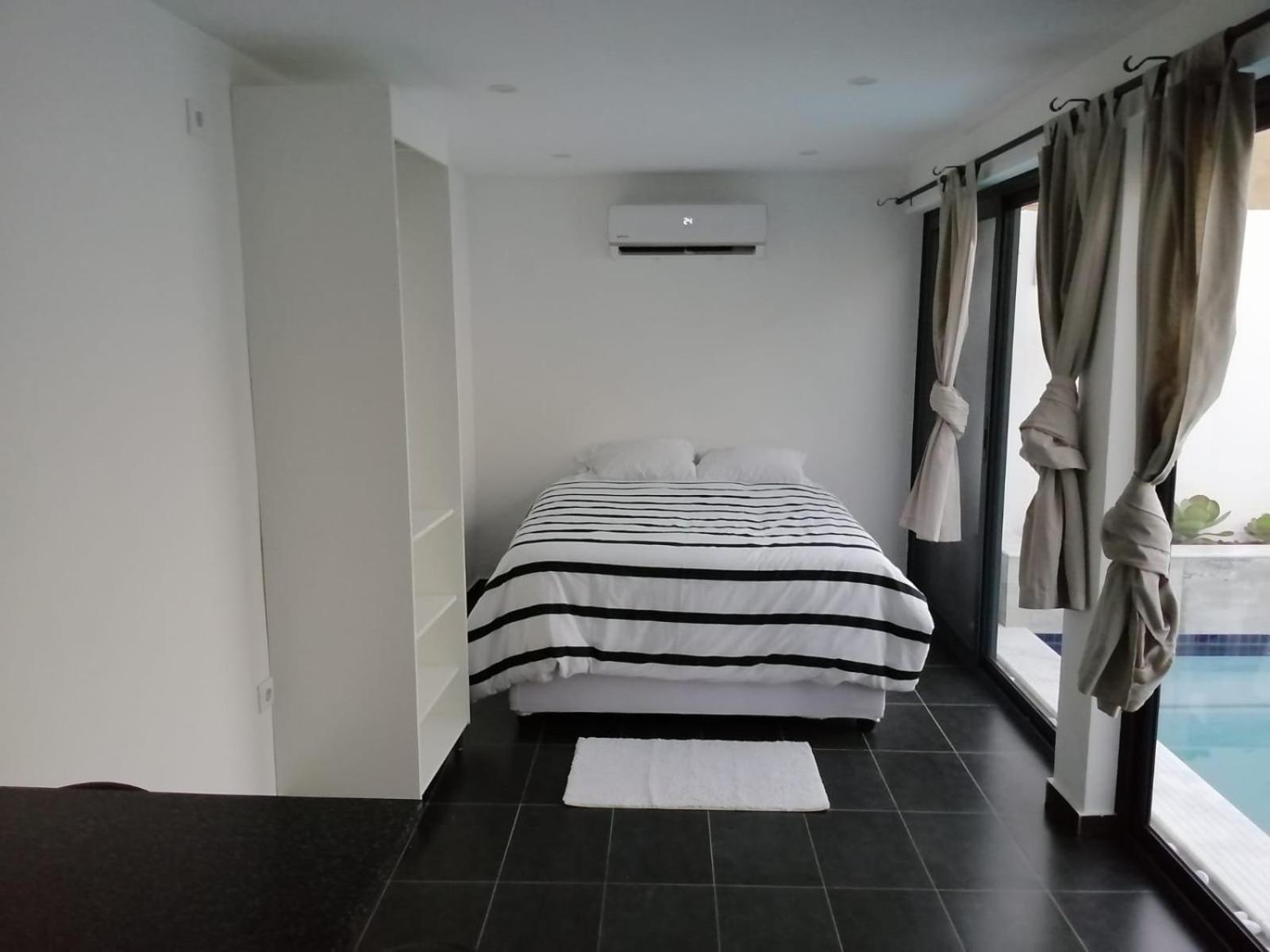 Coastal Beach Apartments view 2