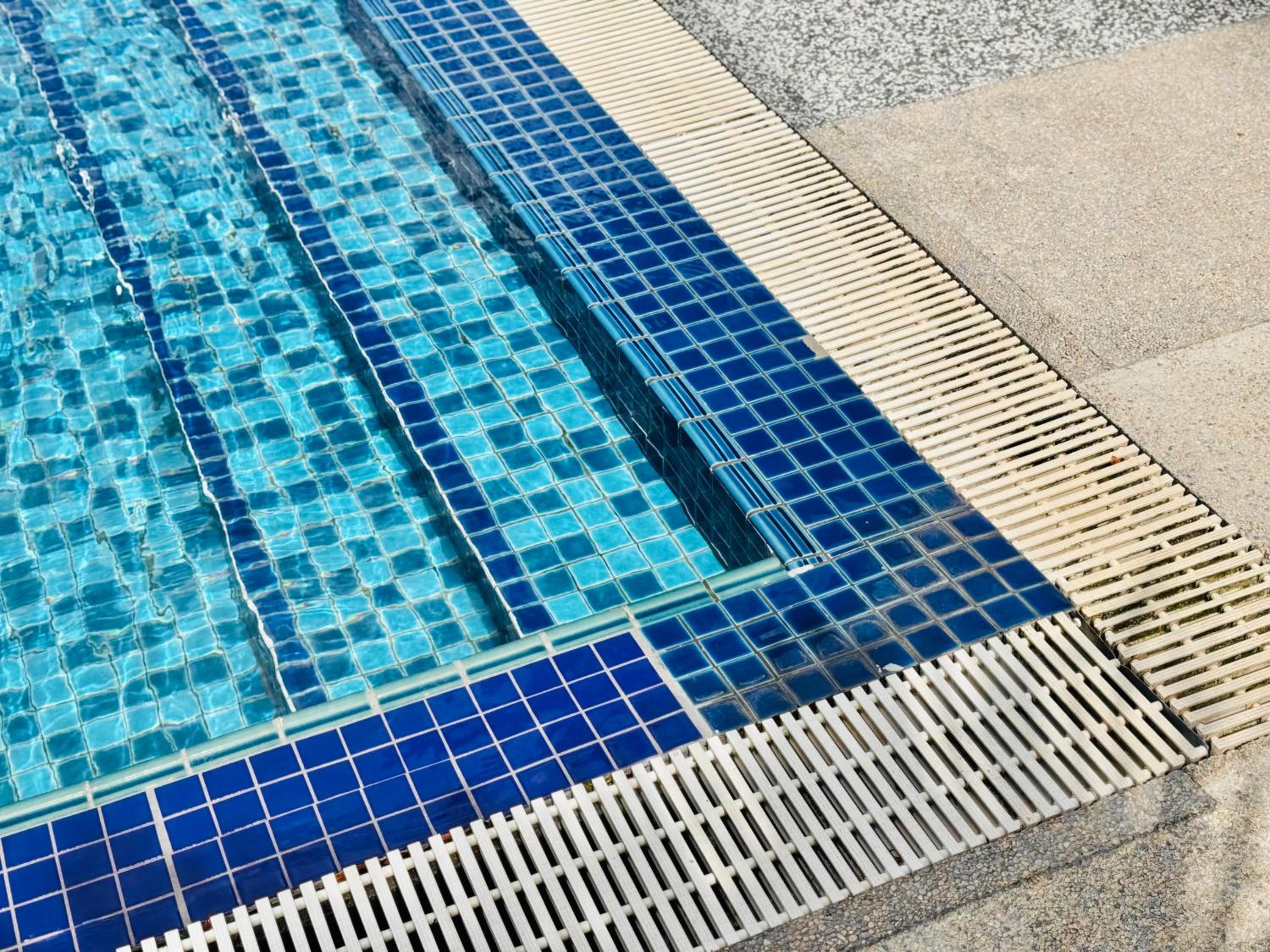 The Platino Sweet Peony 3BR8Pax nr Paradigm Mall