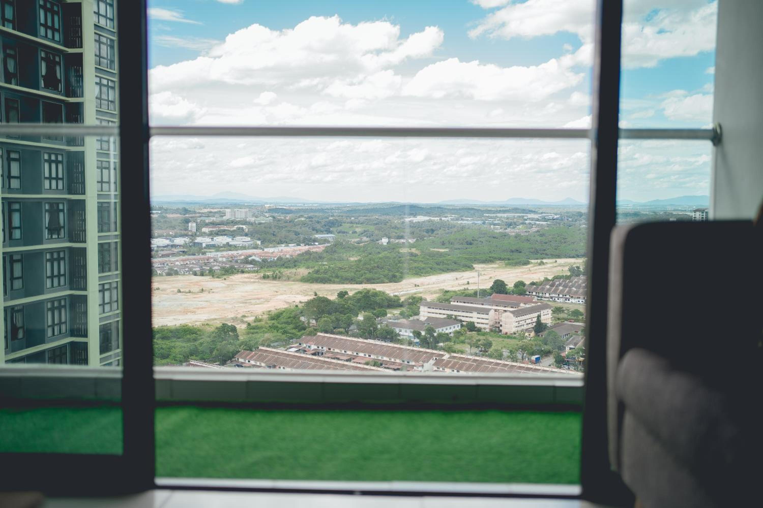 The Platino Sweet Peony 3BR8Pax nr Paradigm Mall