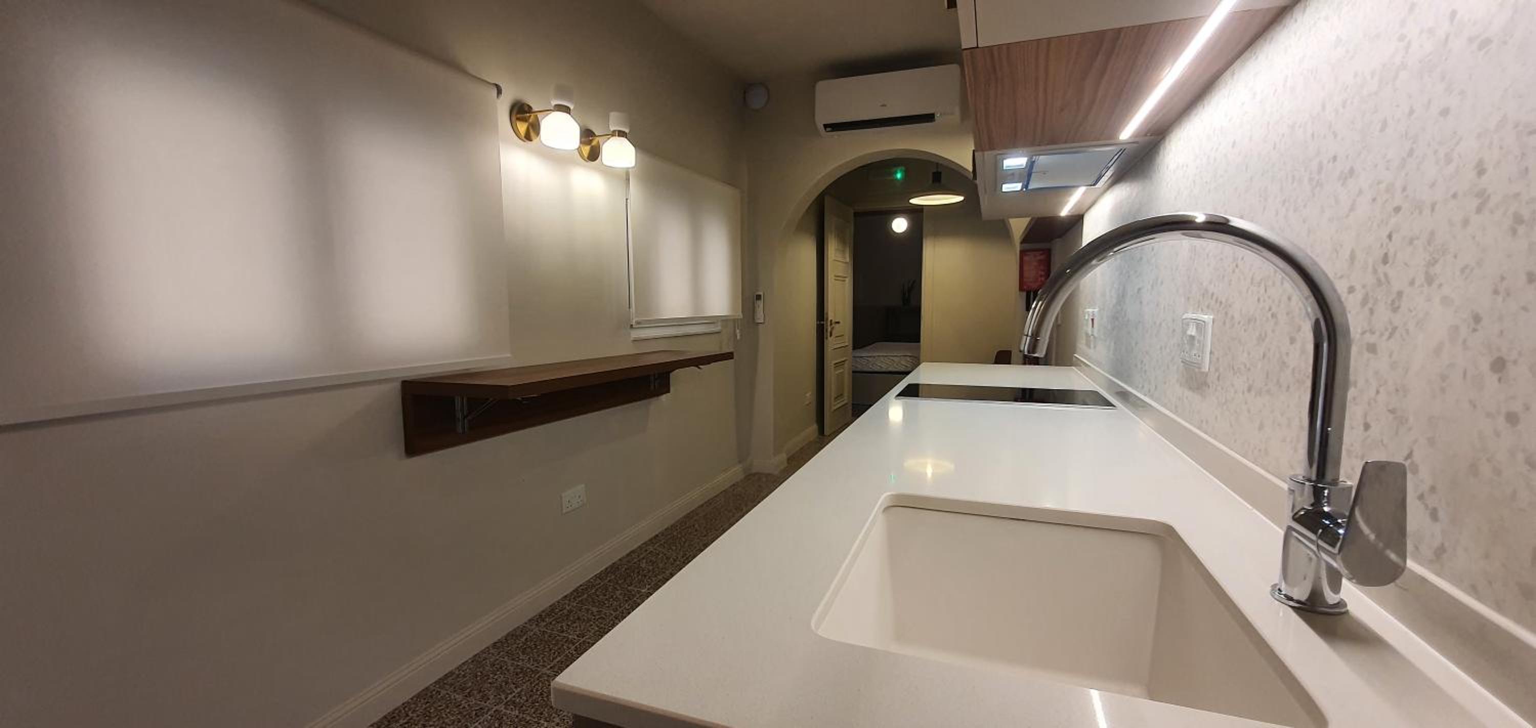 Capital Central Suites No2 - Peppa view 3