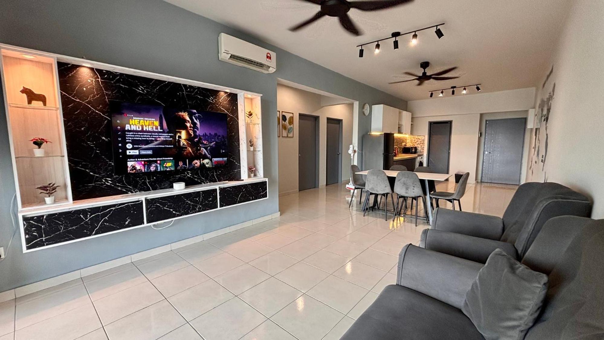 Spacious HOUSE 4R 8pax WiFi-S Pic-Airport photo 2