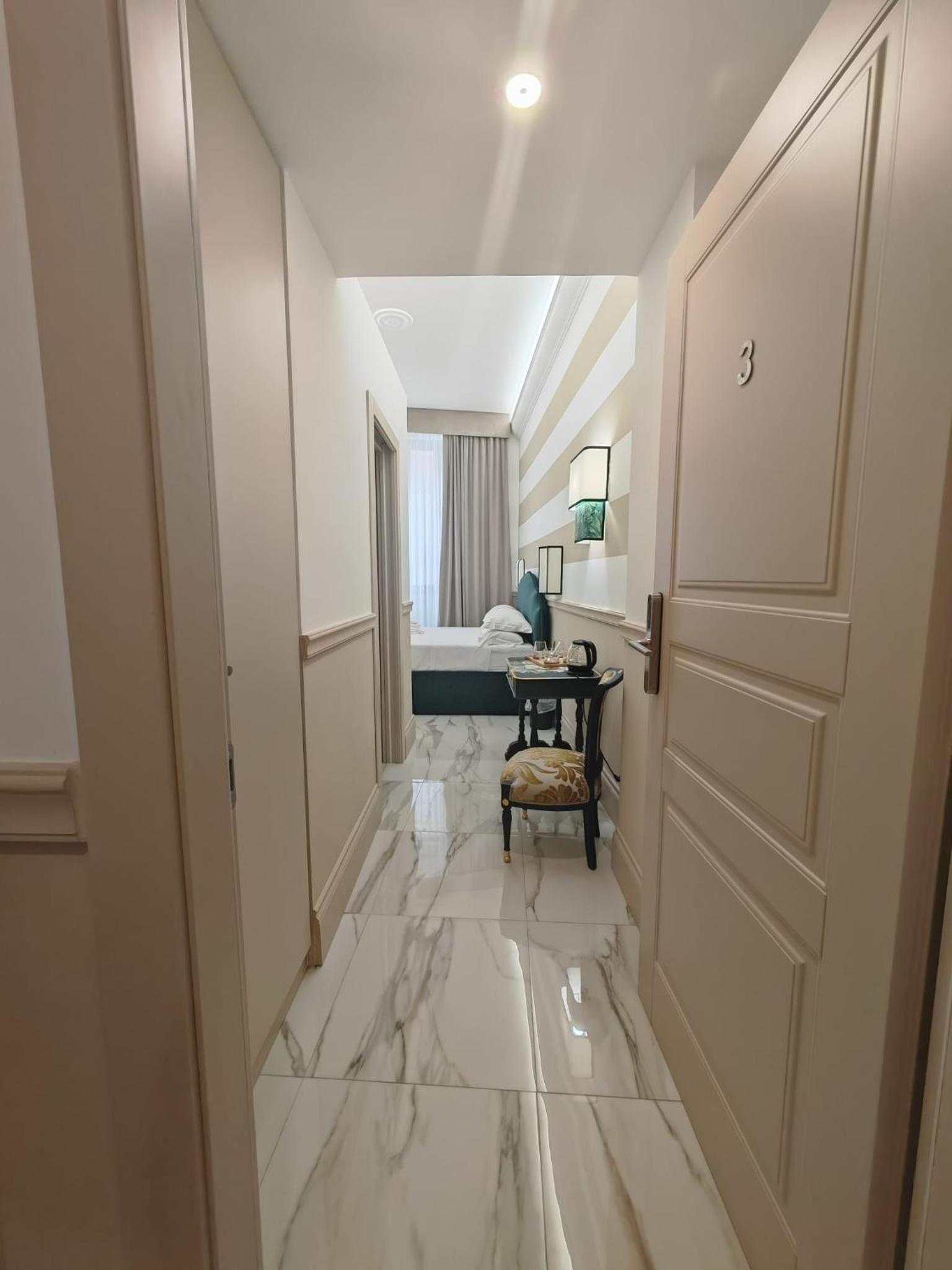 Cozy Luxury Room Pantheon