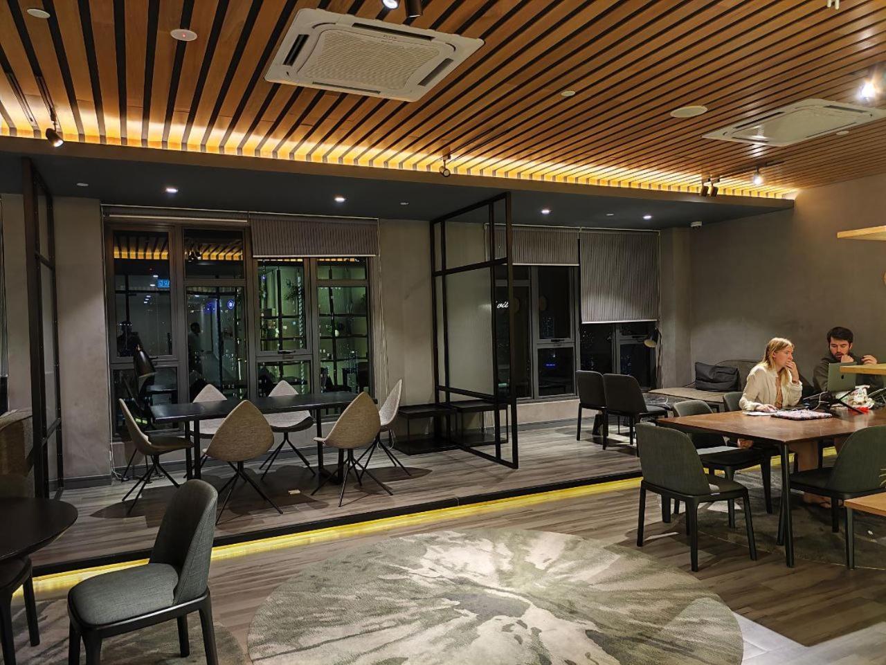 KLCC View King Bed Hidden Haven