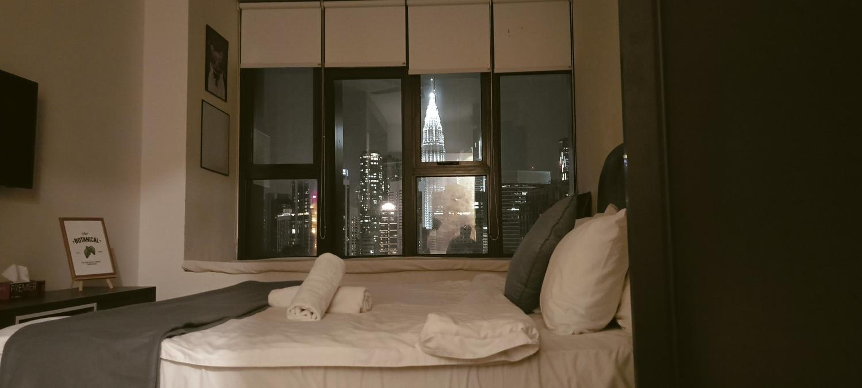 KLCC View King Bed Hidden Haven