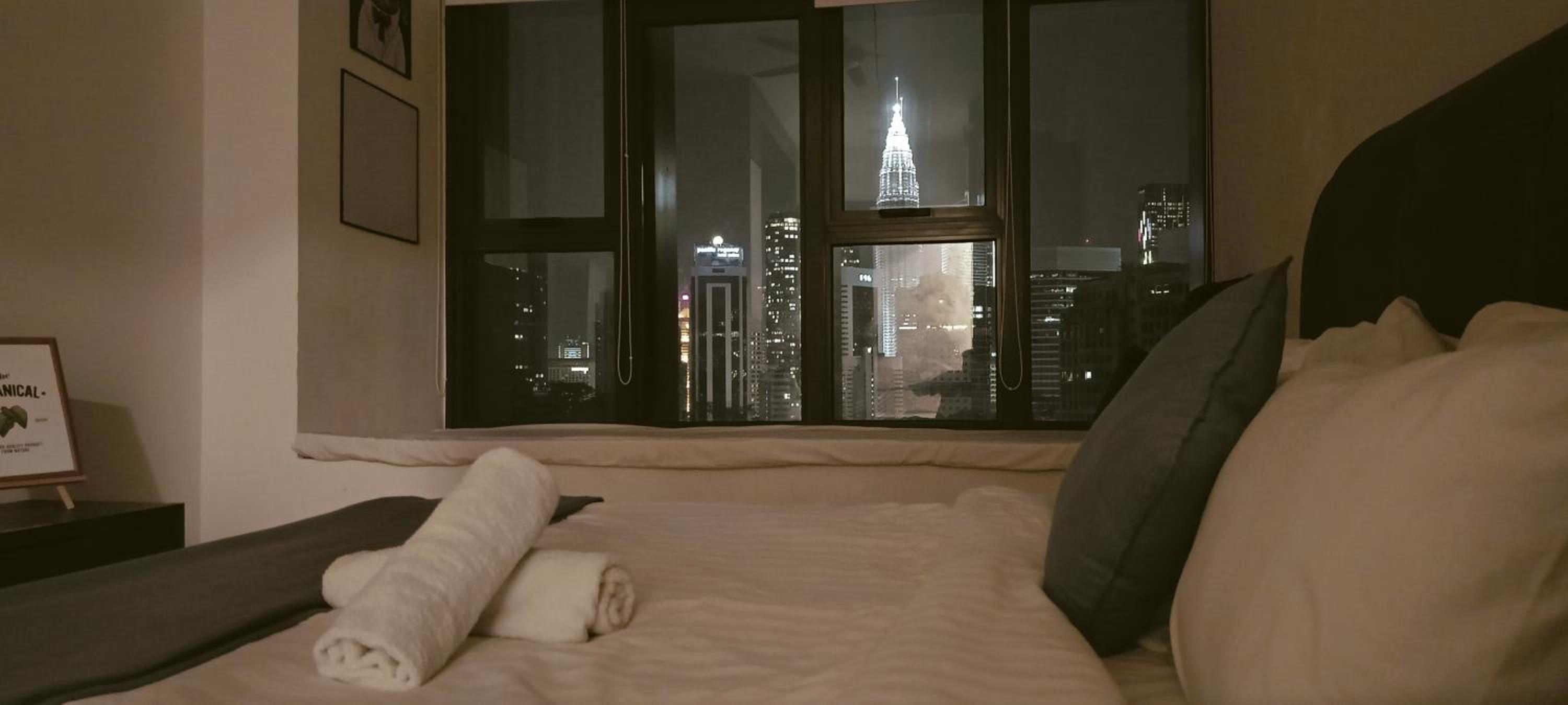 KLCC View King Bed Hidden Haven