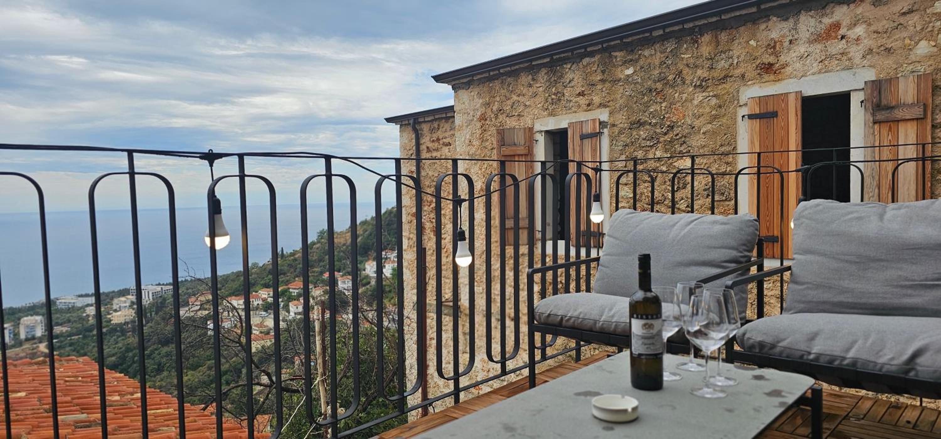 Zens Villa Dhermi Village