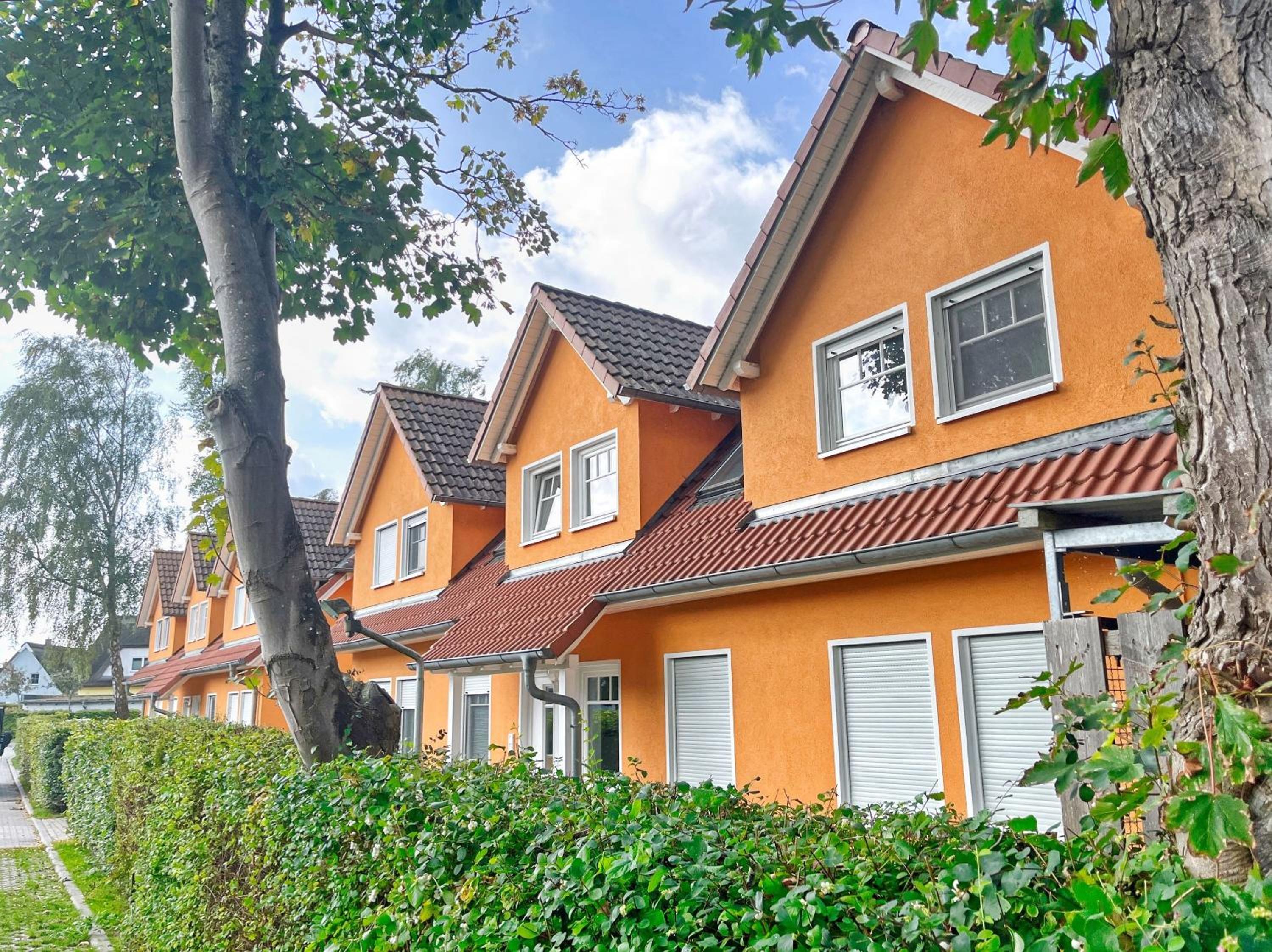 Urlaub in Strandnähe und in idyllischer Lage - Villa Waldidyll FeWo Rügenglück