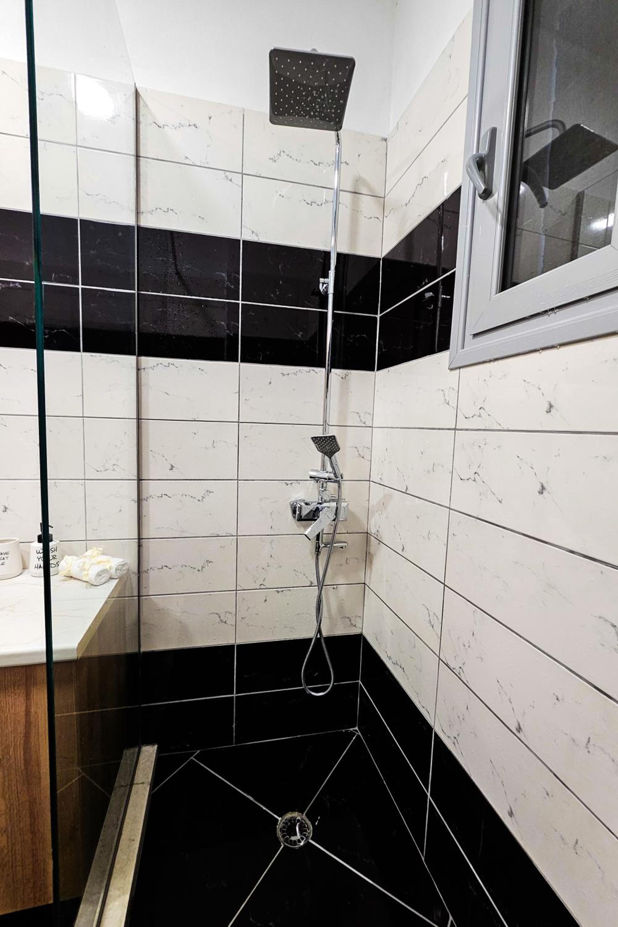 Iris Guest House