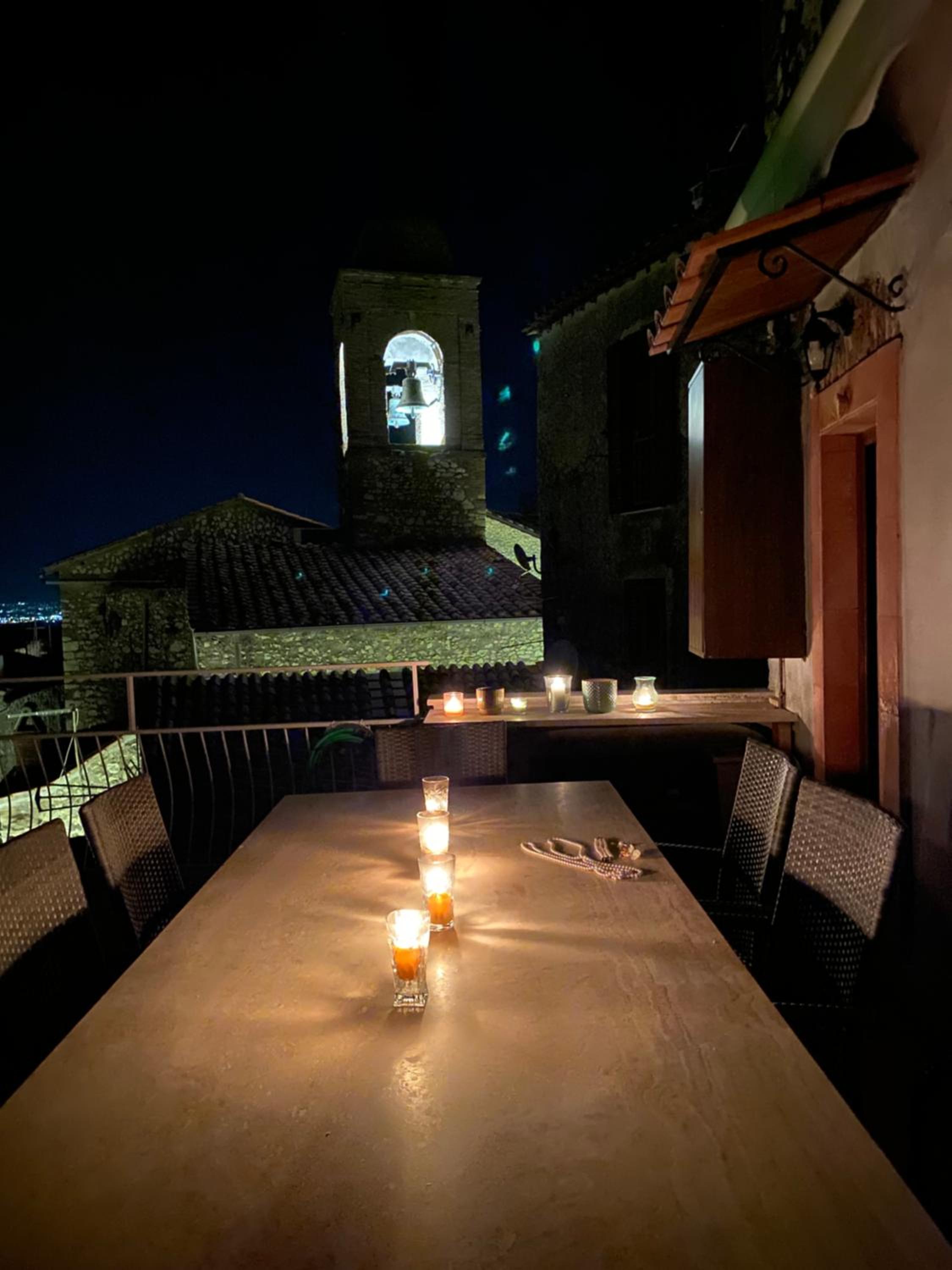 La “Torre dell’amore” view 4